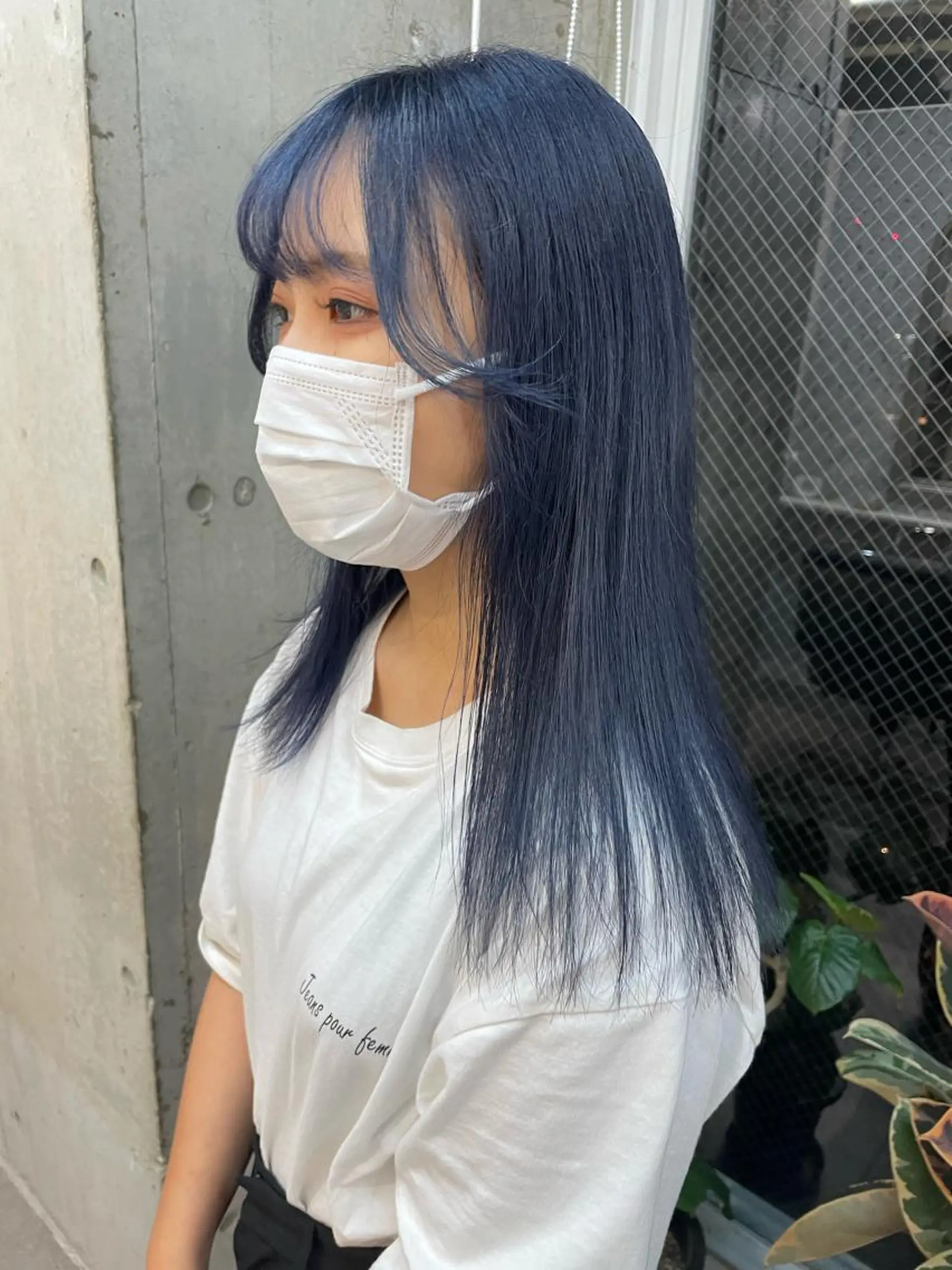 セミロング カラー ブルーカラー lani hair salon所属・SHOTO ハイトー ン/デザインカラーのヘアスタイル