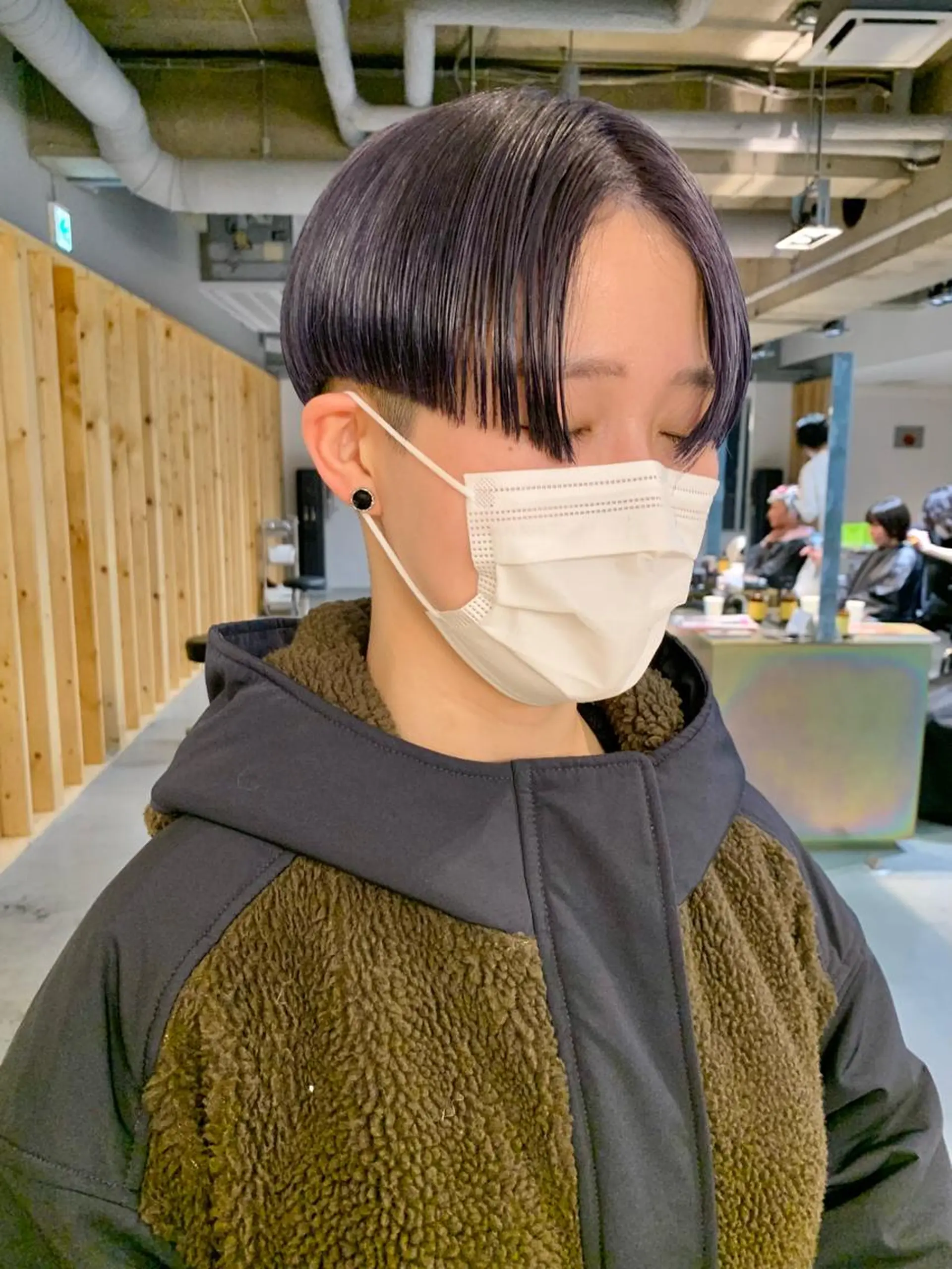 ショート カラー ブリーチ 刈り上げ tension 【テンション】のヘアスタイル