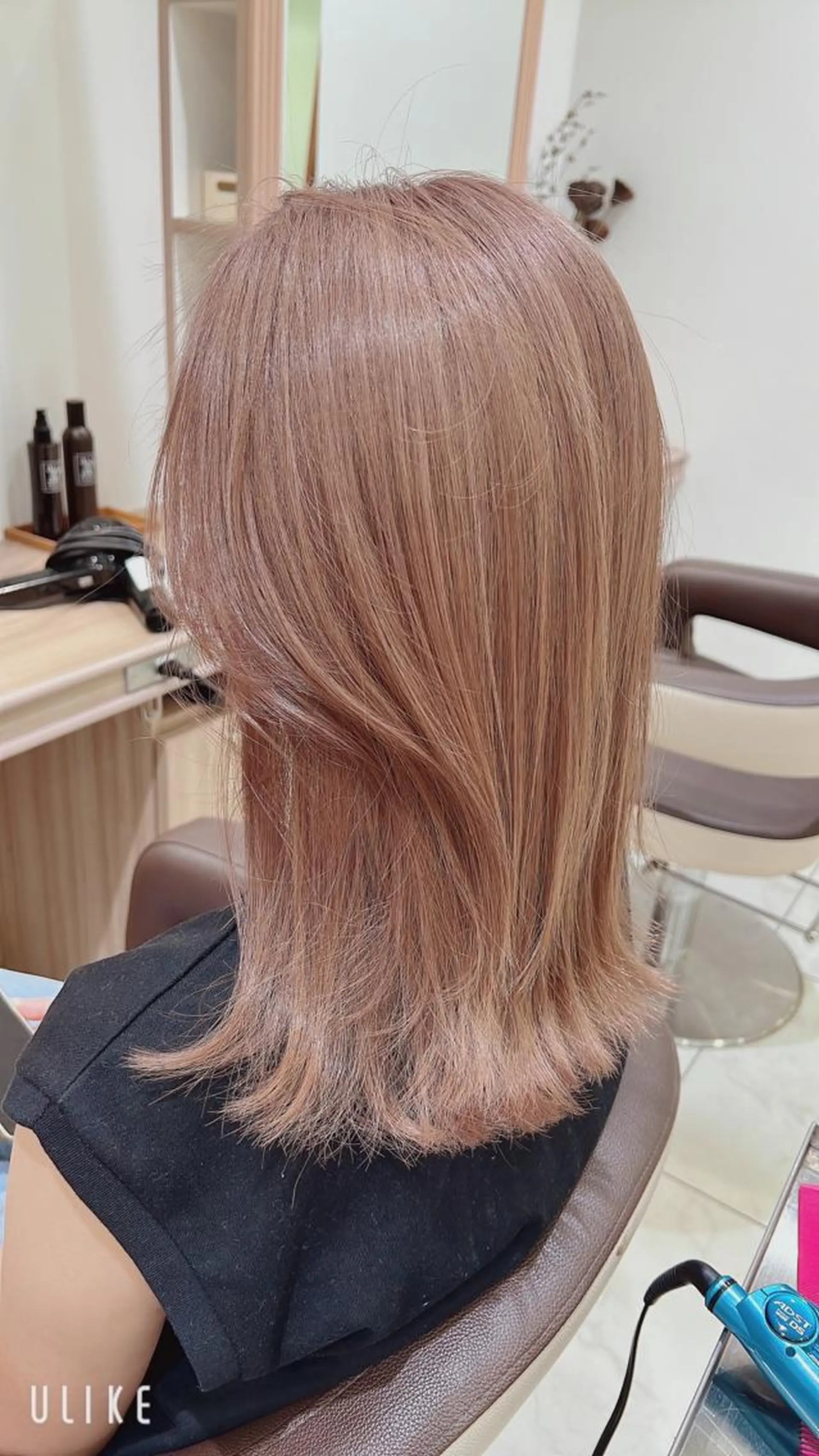 セミロング カラー teddy所属・レイヤーカット// メイのヘアスタイル