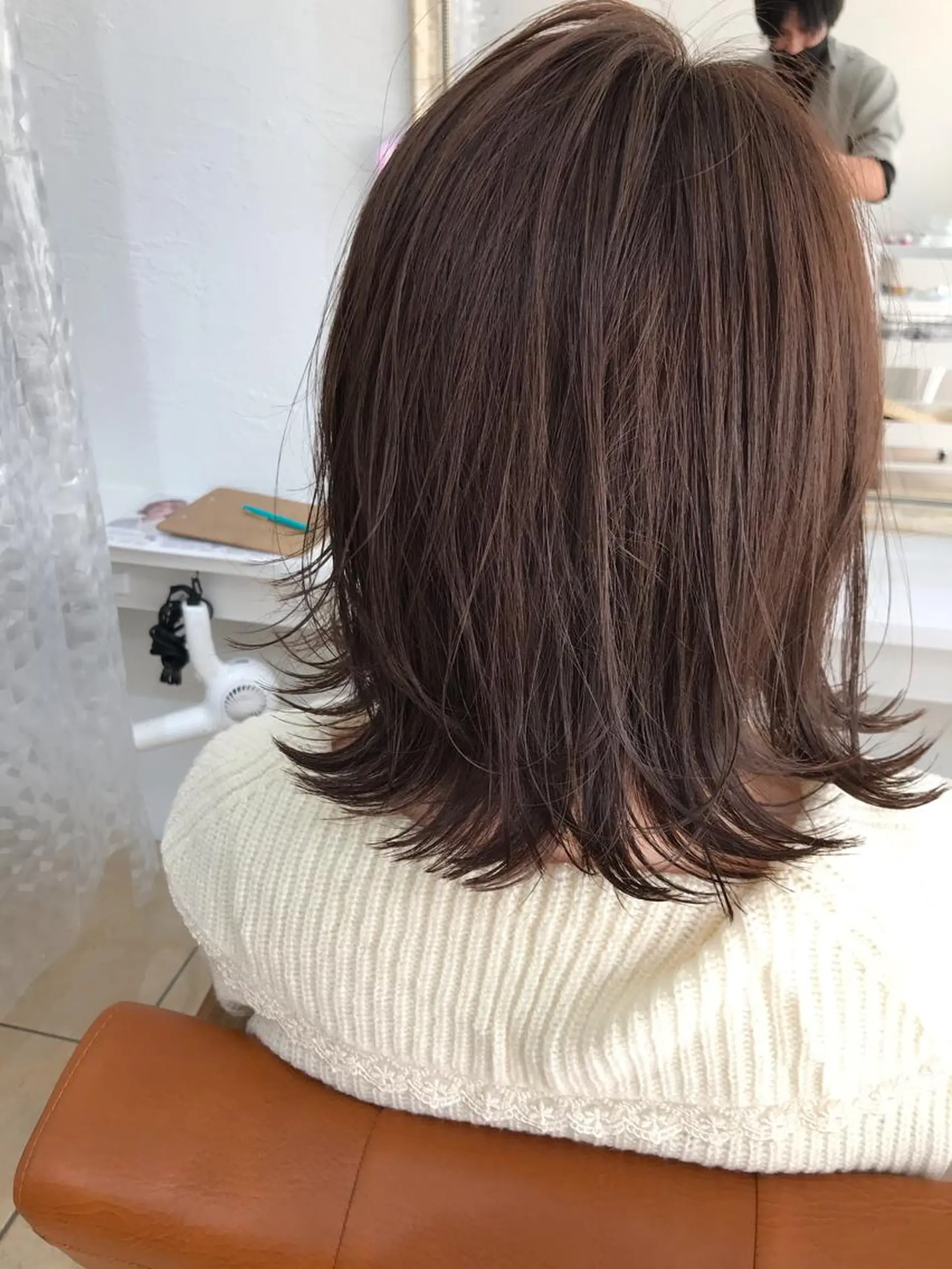 ミディアム カラー JUNTA 梅田茶屋町のヘアスタイル