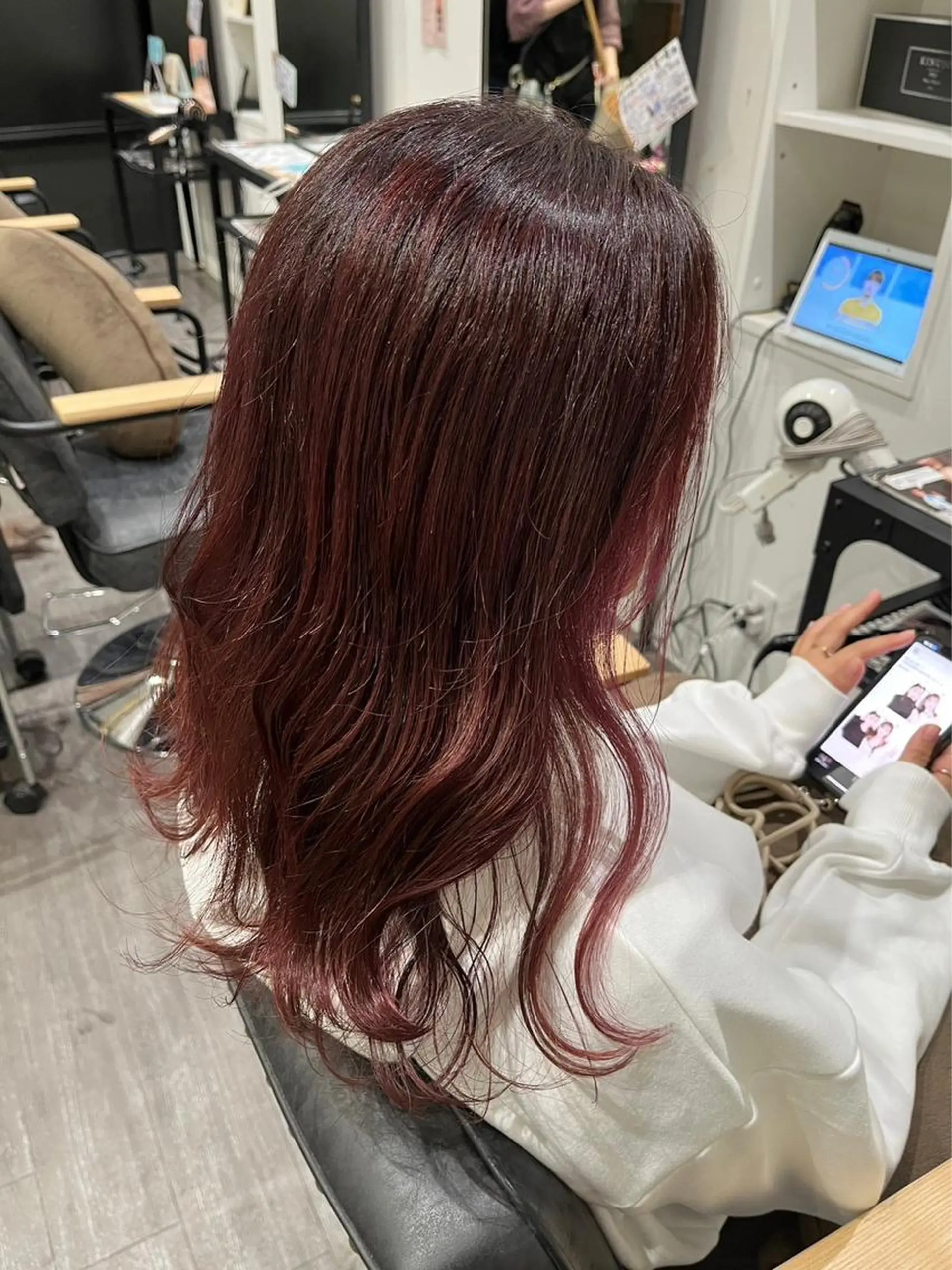 セミロング 片平 帆香のヘアスタイル