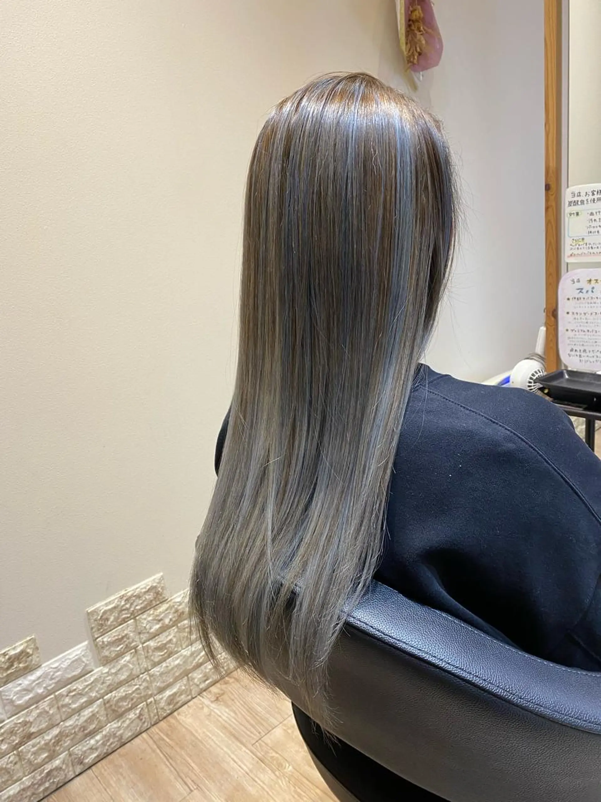 ロング カラー 関口 友行のヘアスタイル