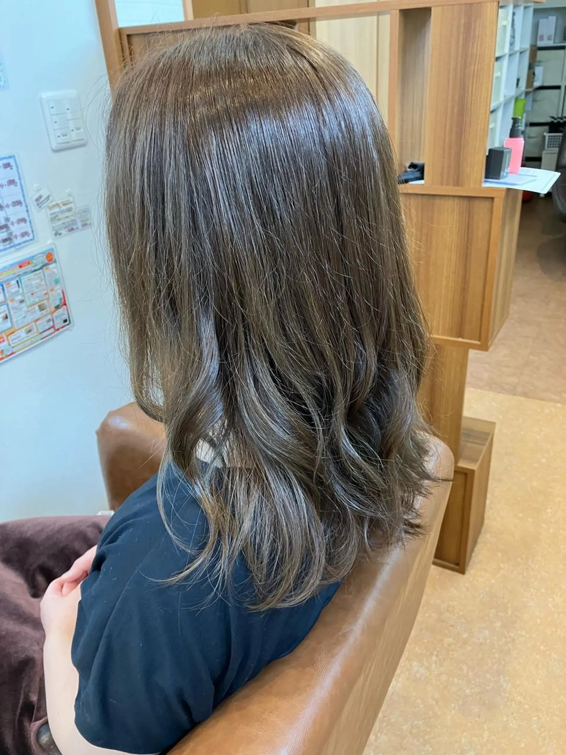 ミディアム カラー ヘアリゾートハピネス所属・🌈 🌈スズキエリカのマツエク・マツパデザイン