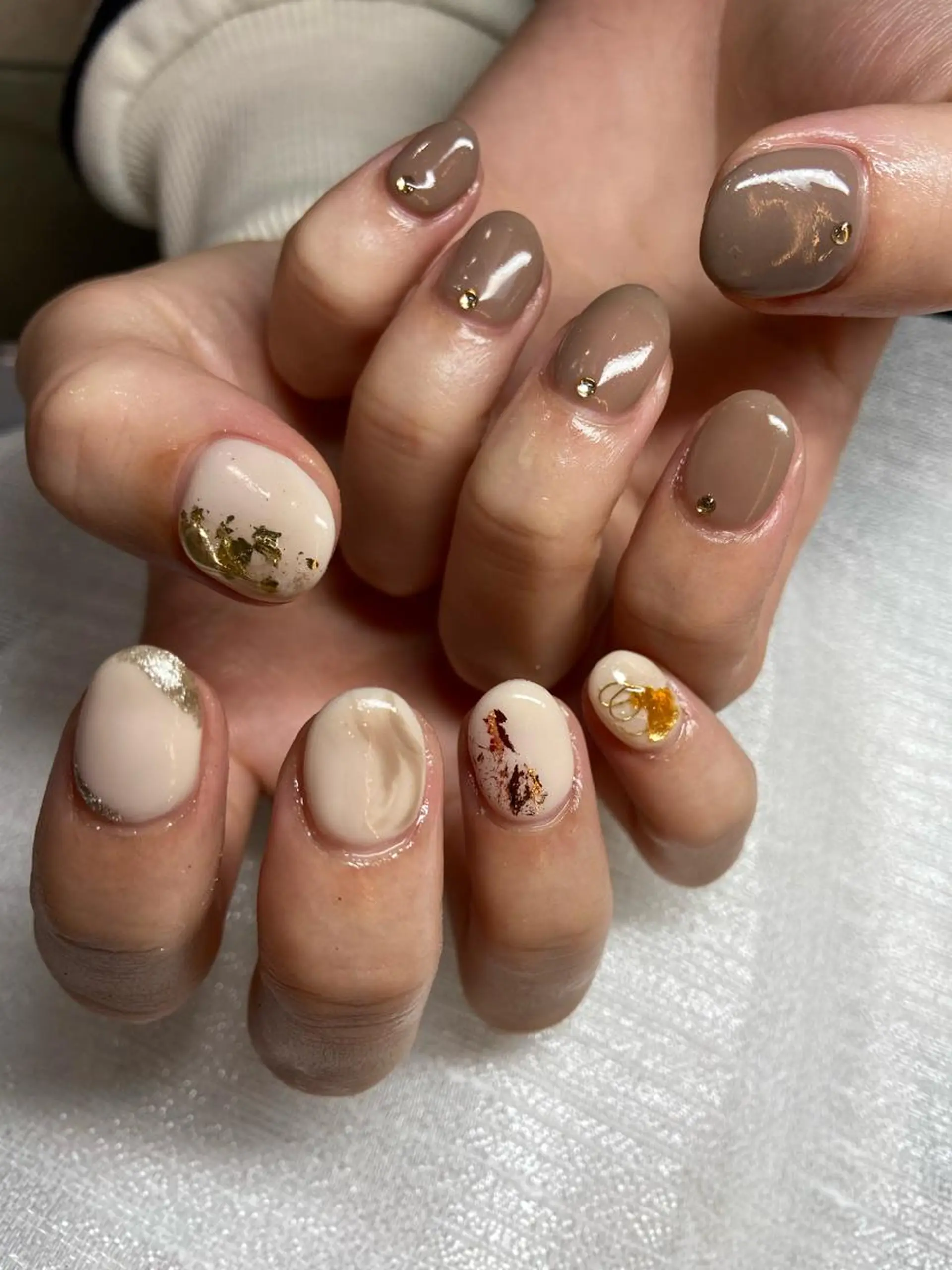 ミディアム カラー ネイル 🧸プルエクステ❤︎ ネイルKAO🧸のヘアスタイル