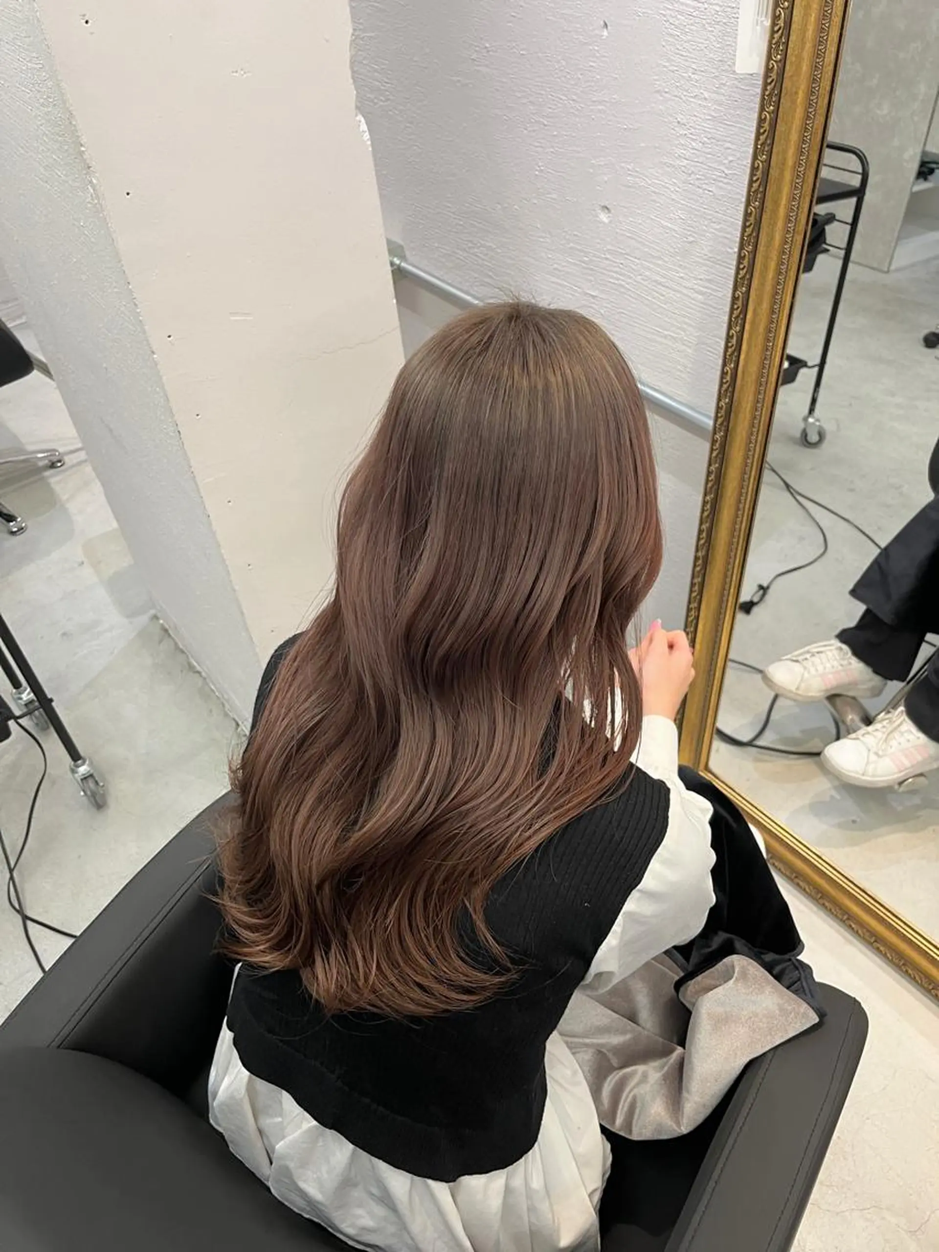 カラー REAL【レアル】所属・グレージュ/透け感 カラー/透明感カラーのヘアスタイル