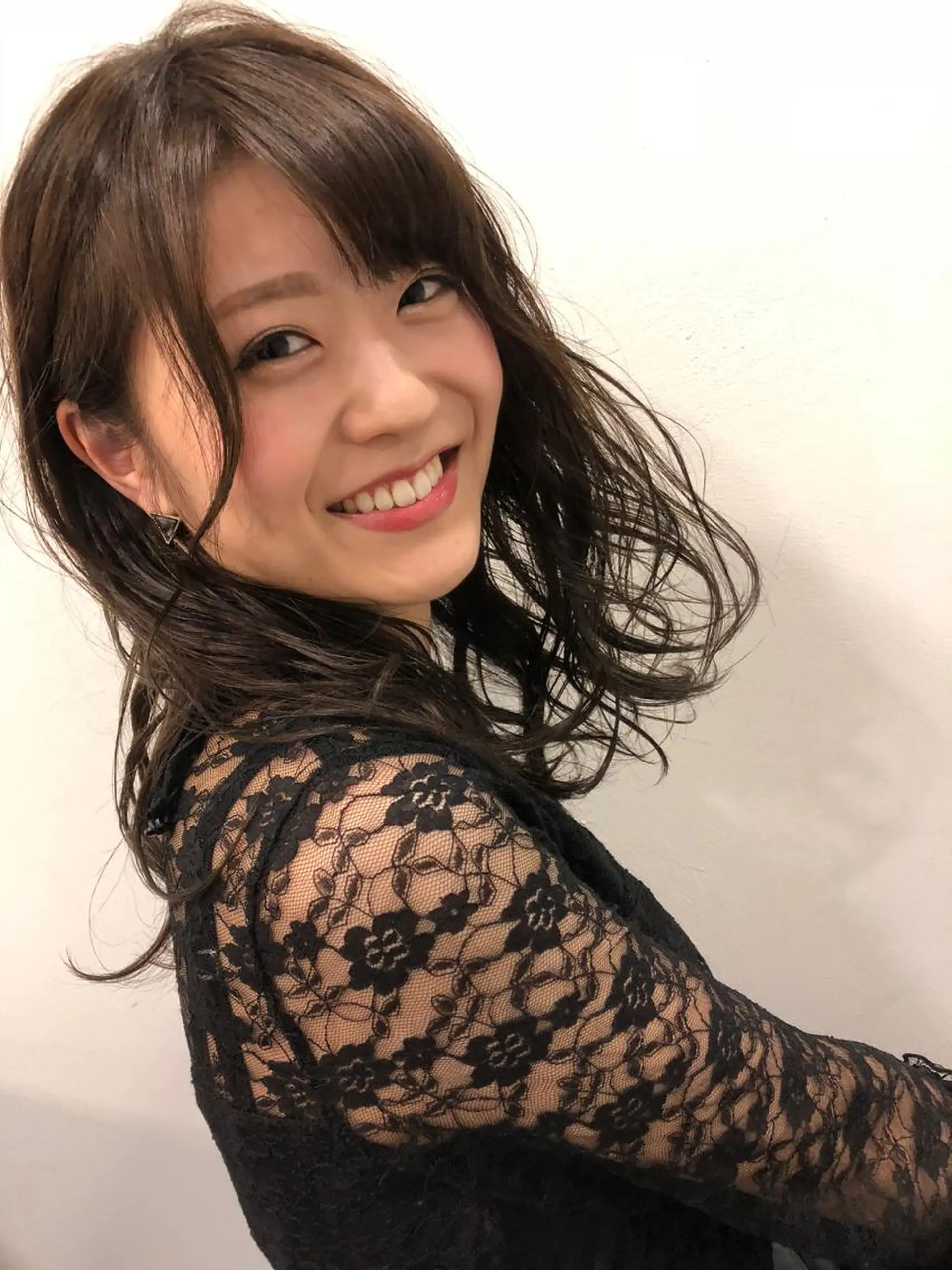 セミロング カット ヘアカラー StellA所属・アートディレクター ワダヒサノリのヘアスタイル