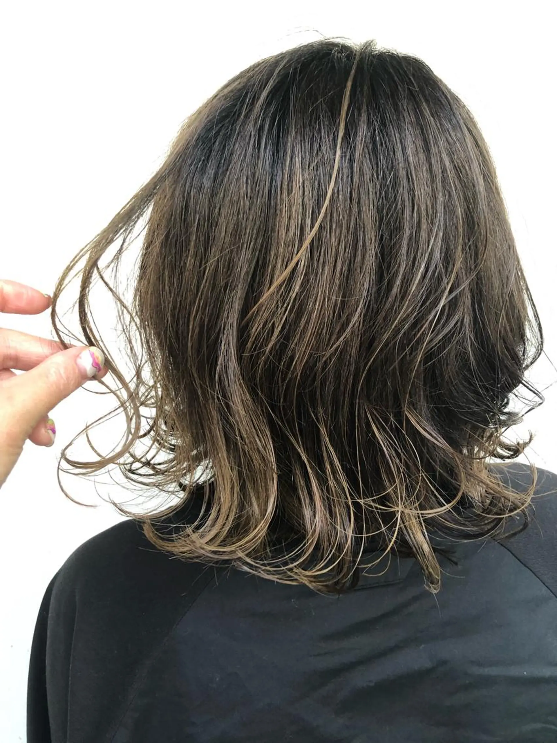 ミディアム カラー ベージュカラー i MA　ヘアスタジオ所属・勝野 麻美のヘアスタイル