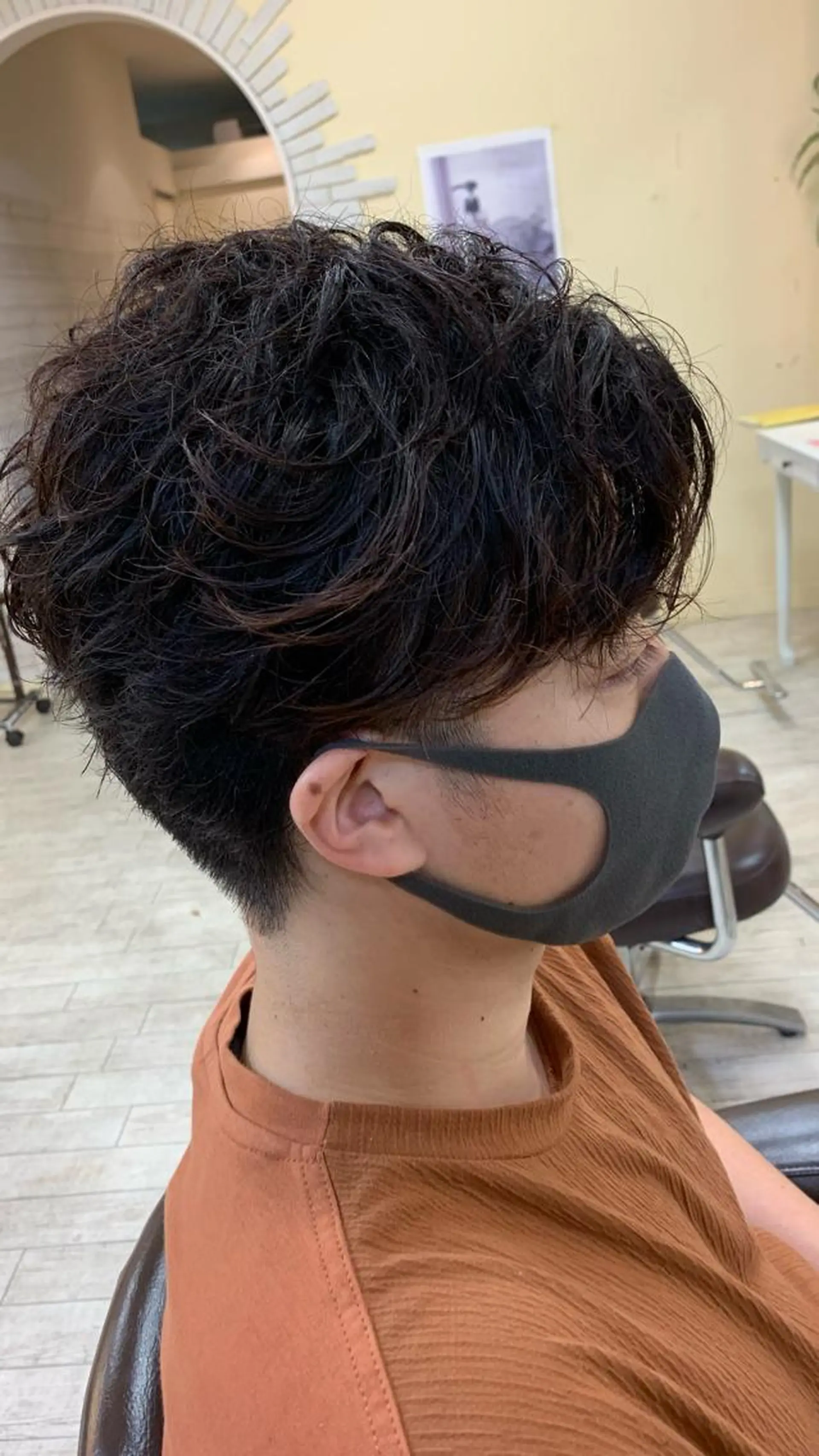 ショート メンズ センターパート くせ毛 顔周りカット シャドウパーマ/ メンズ/KENTAのヘアスタイル