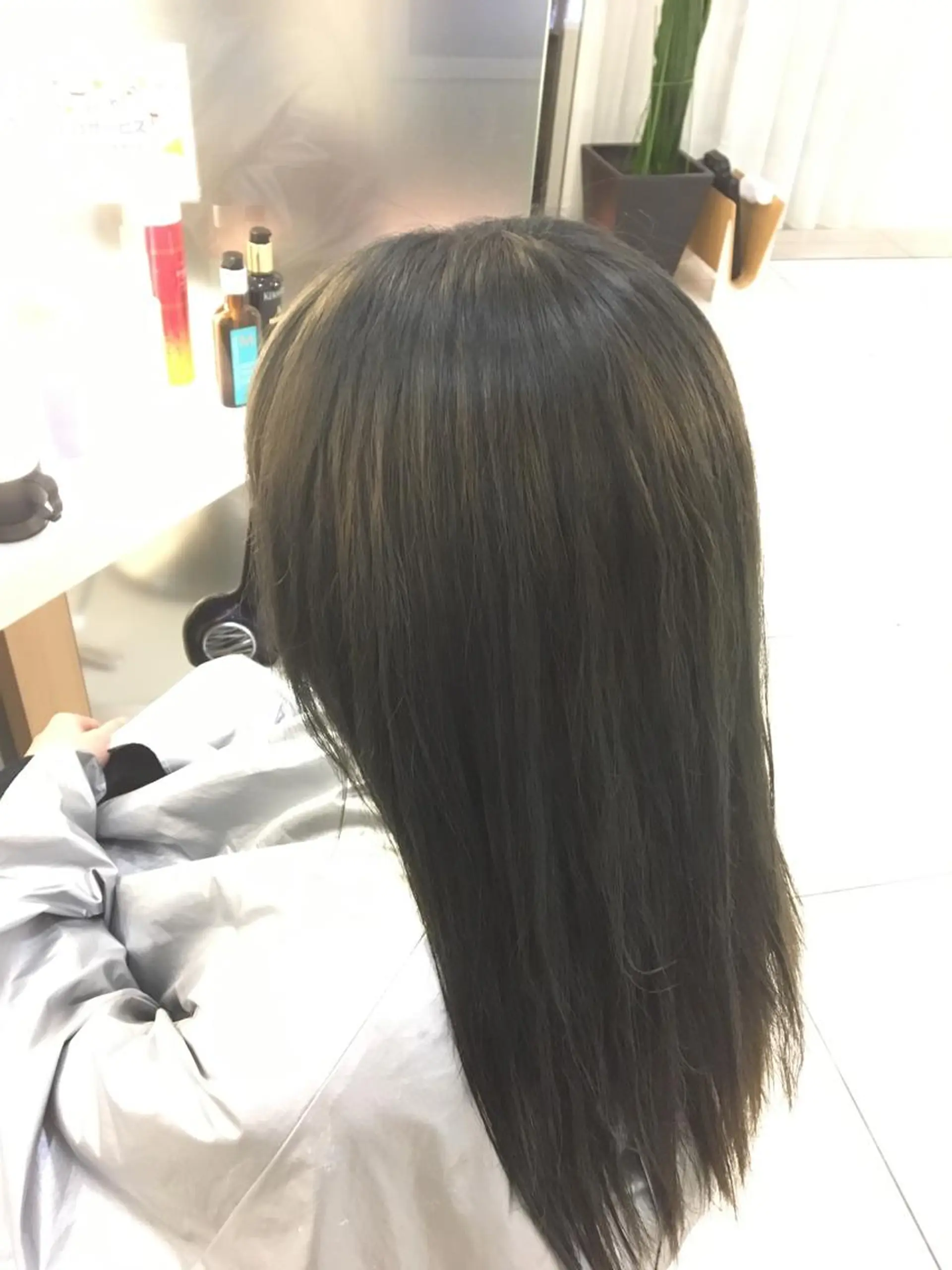 ロング カラー グレージュ 髪質改善 頭身浴/ 中田のヘアスタイル