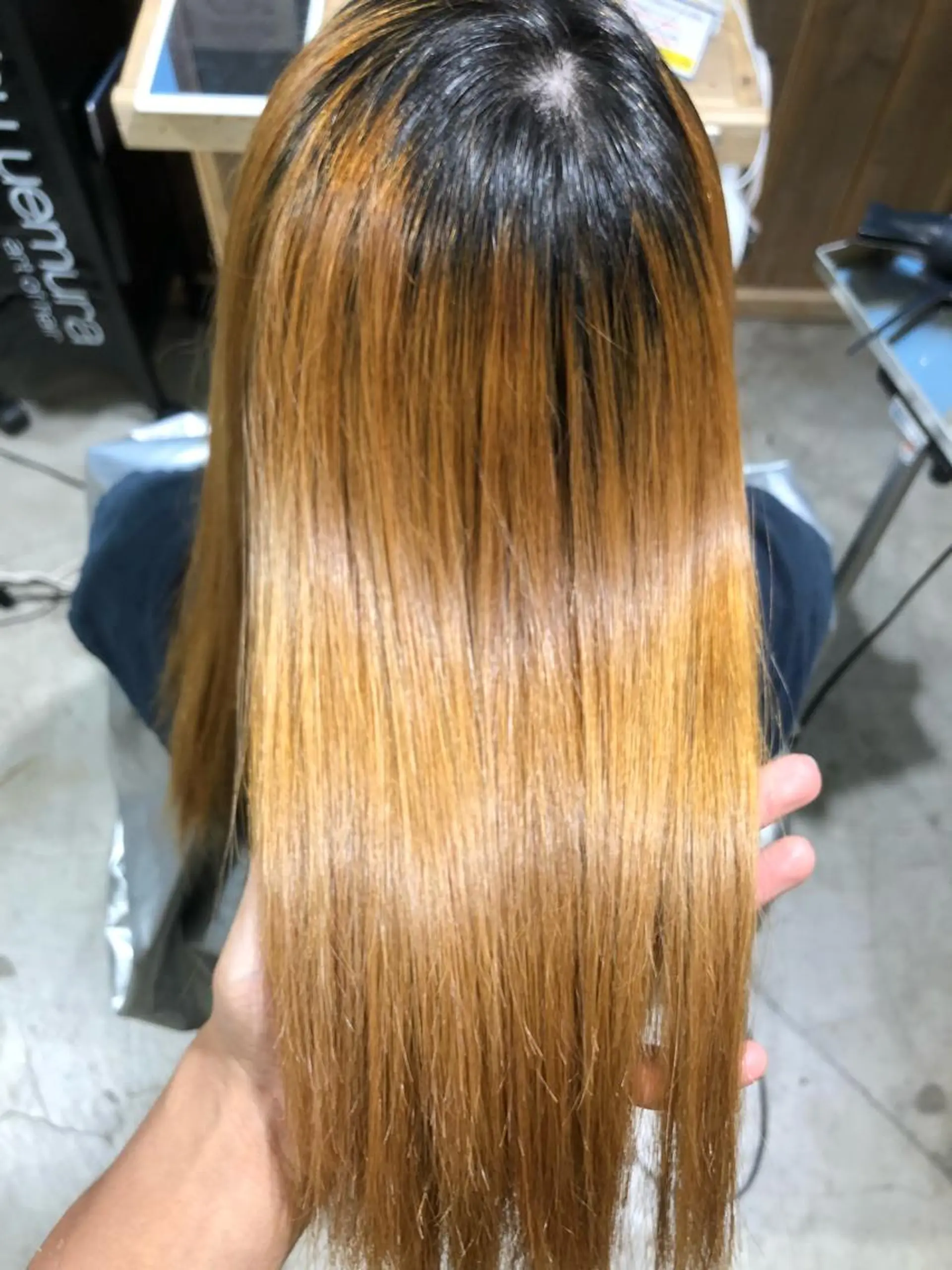 ロング カラー ブリーチ 髪質改善 縮毛矯正 ヘアカラー 舘野 太嘉宏のヘアスタイル