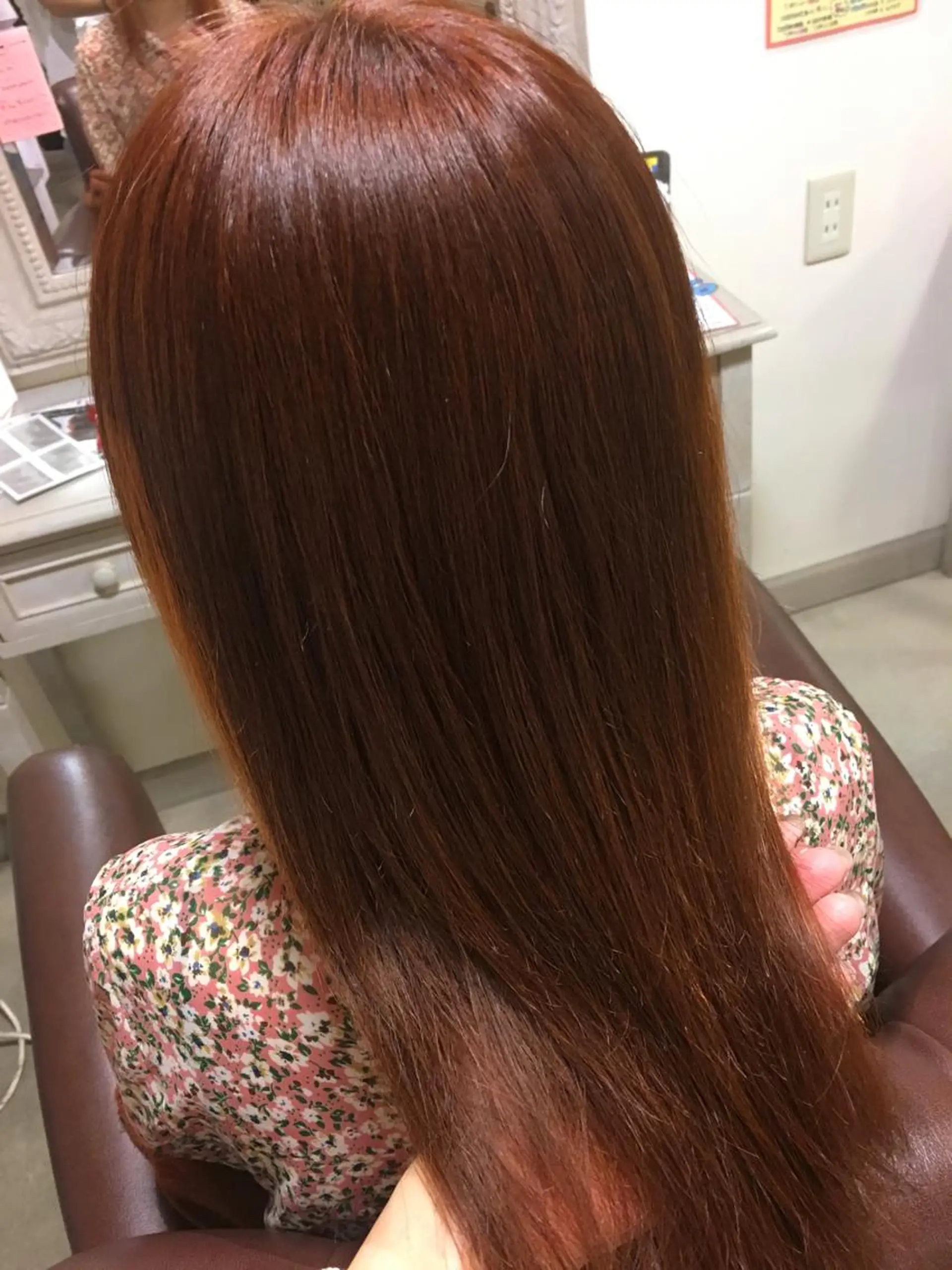 セミロング カラー 🩷🍭中津・梅田 エリア🍬💜のヘアスタイル