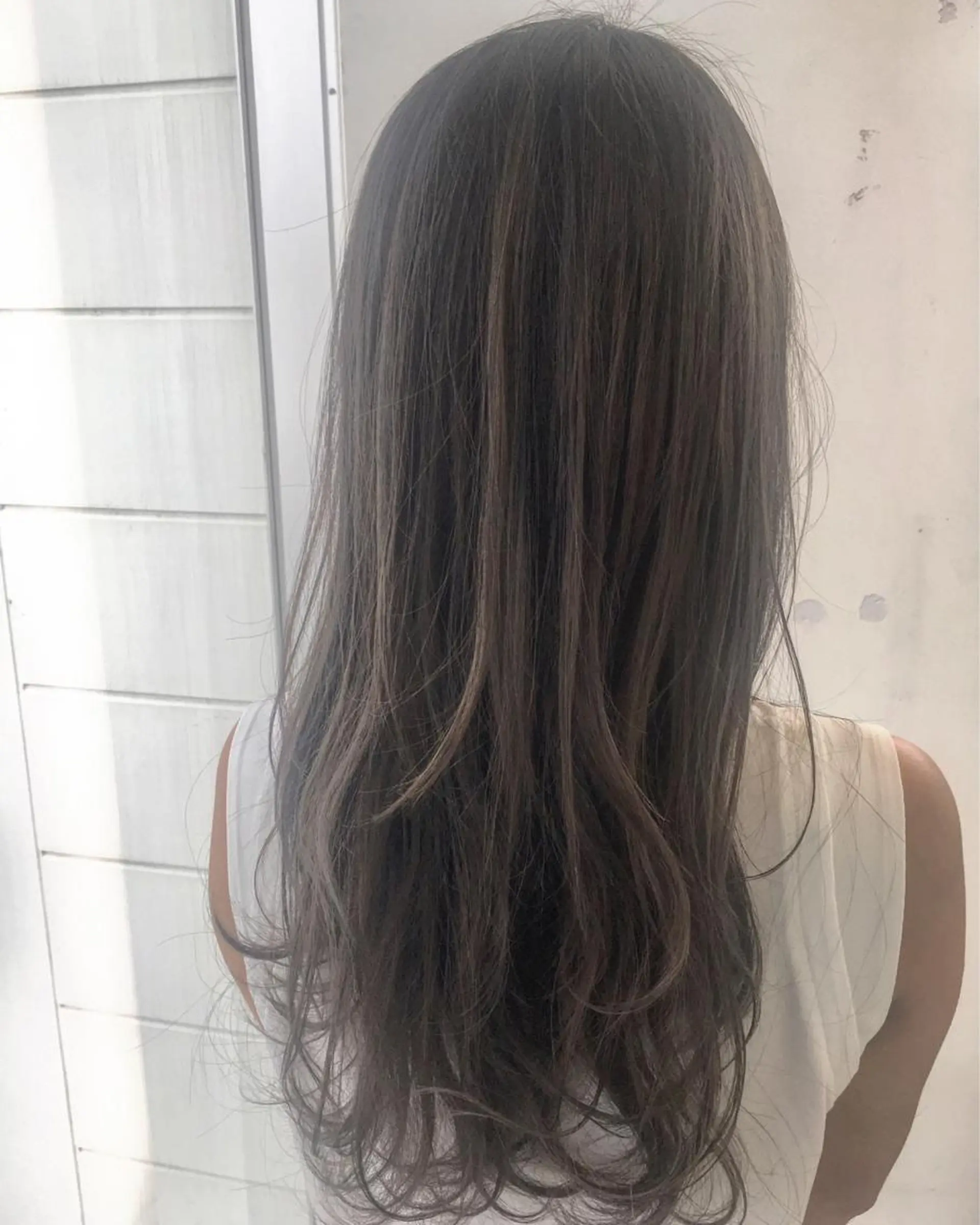 セミロング カラー 鈴木 一貴のヘアスタイル