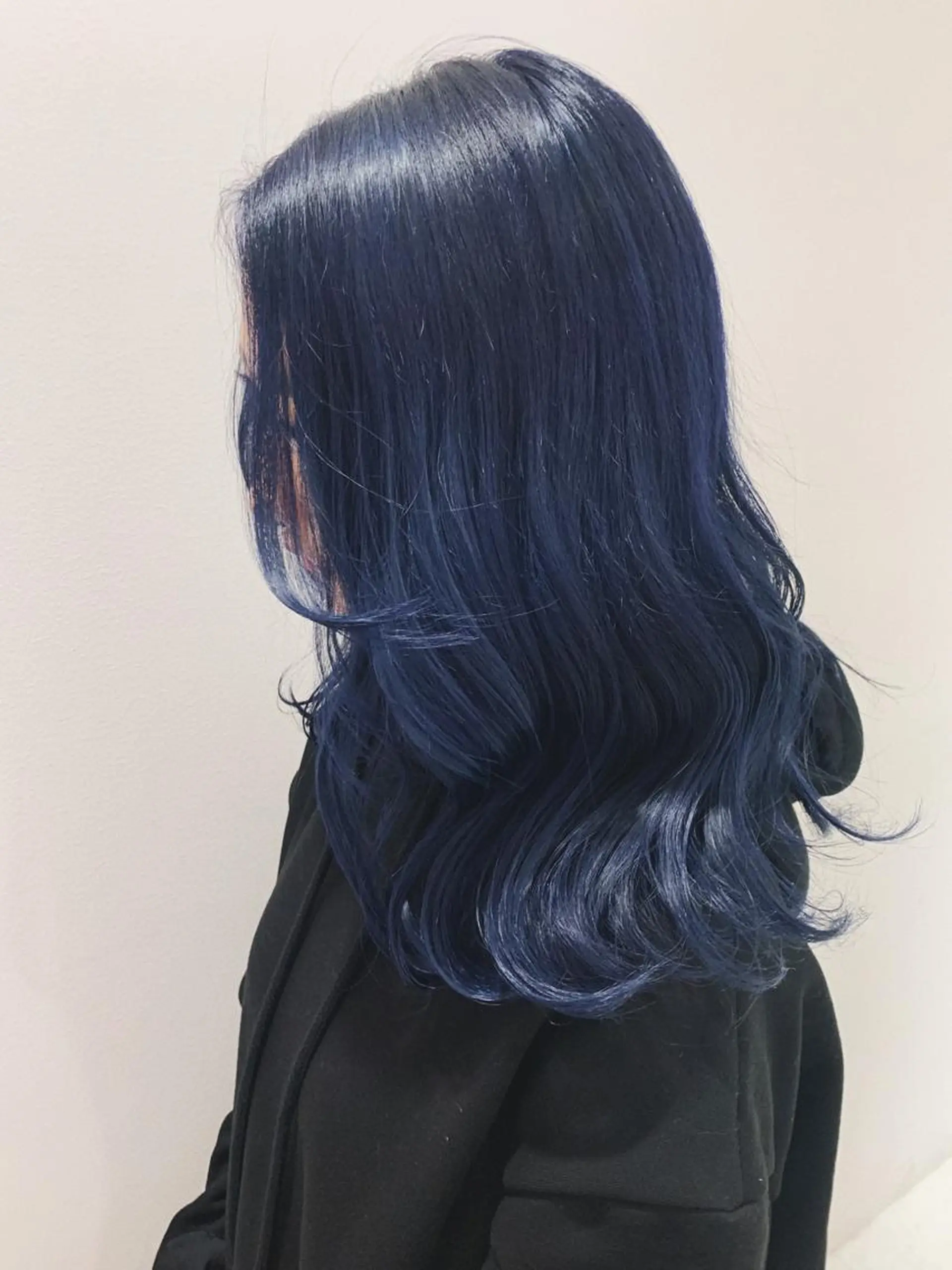 セミロング カラー ハイトーン/ウルフ /小澤凌祐🦕のヘアスタイル