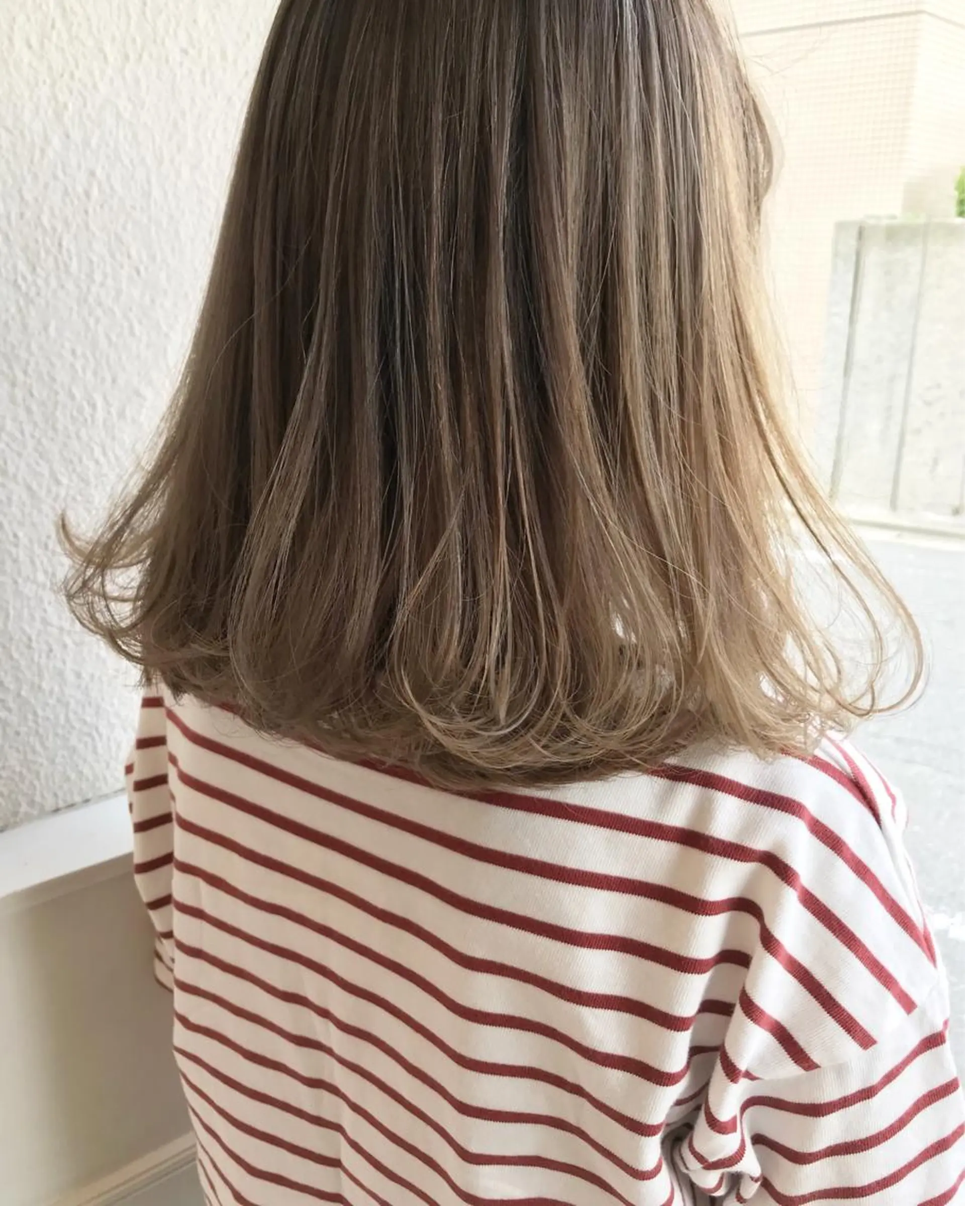 ミディアム カット ヘアカラー トリートメント Musiiik hairのヘアスタイル