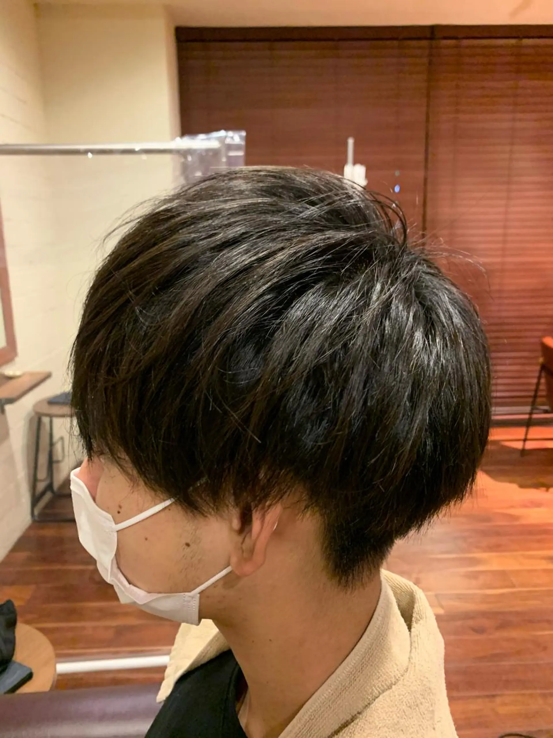 ショート 奥村 紘のヘアスタイル