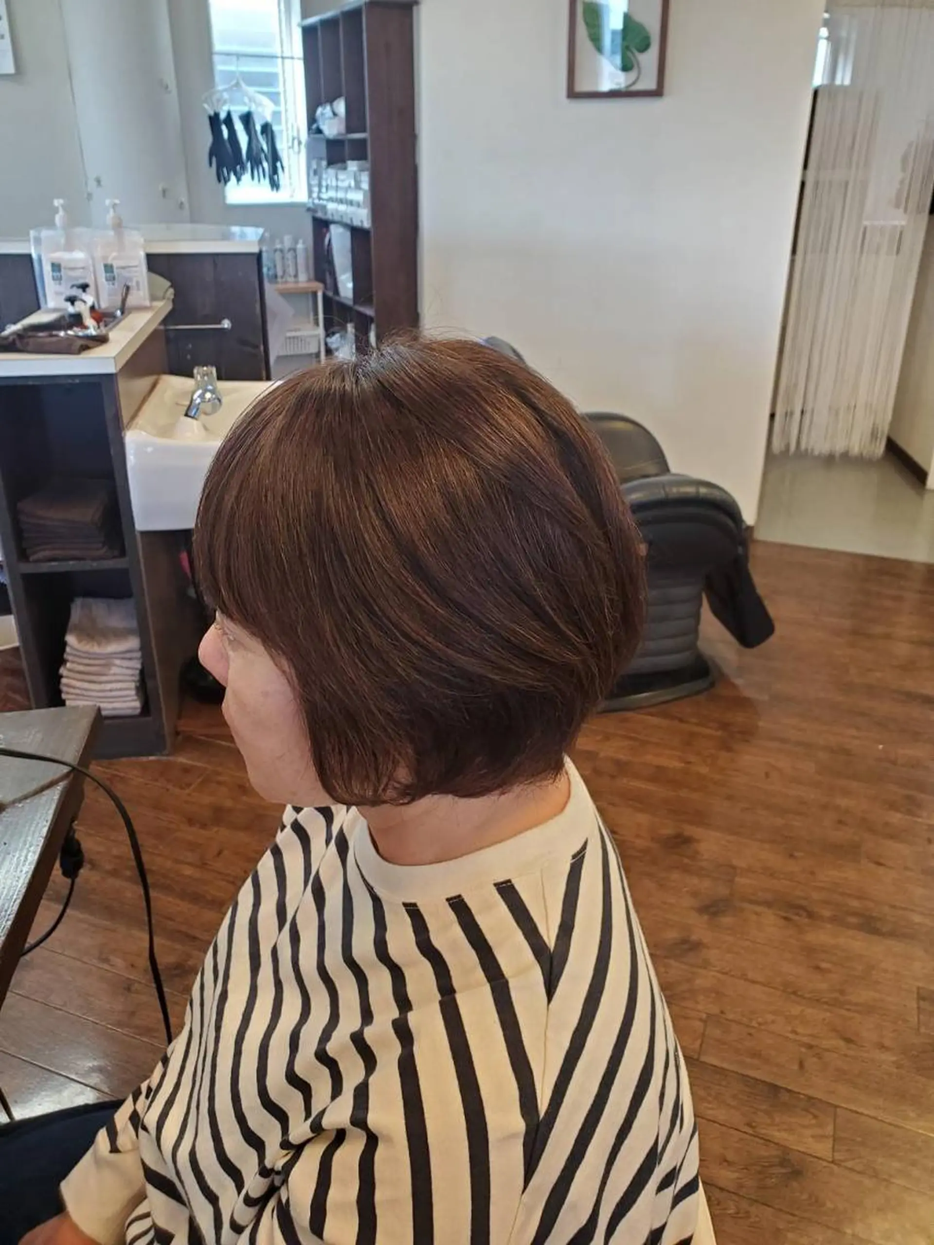 ショート 髪質改善する白髪染め ツヤイロ島田店のヘアスタイル