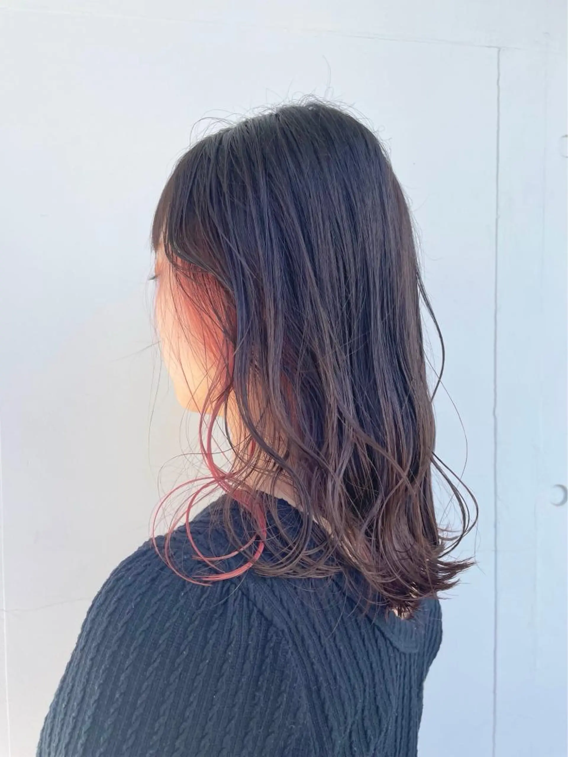 ロング カラー アディクシーカラー ブリーチ ケアブリーチ ダブルカラー イヤリングカラー ヘアカラー 藤澤 夏実/インナーカラーのヘアスタイル