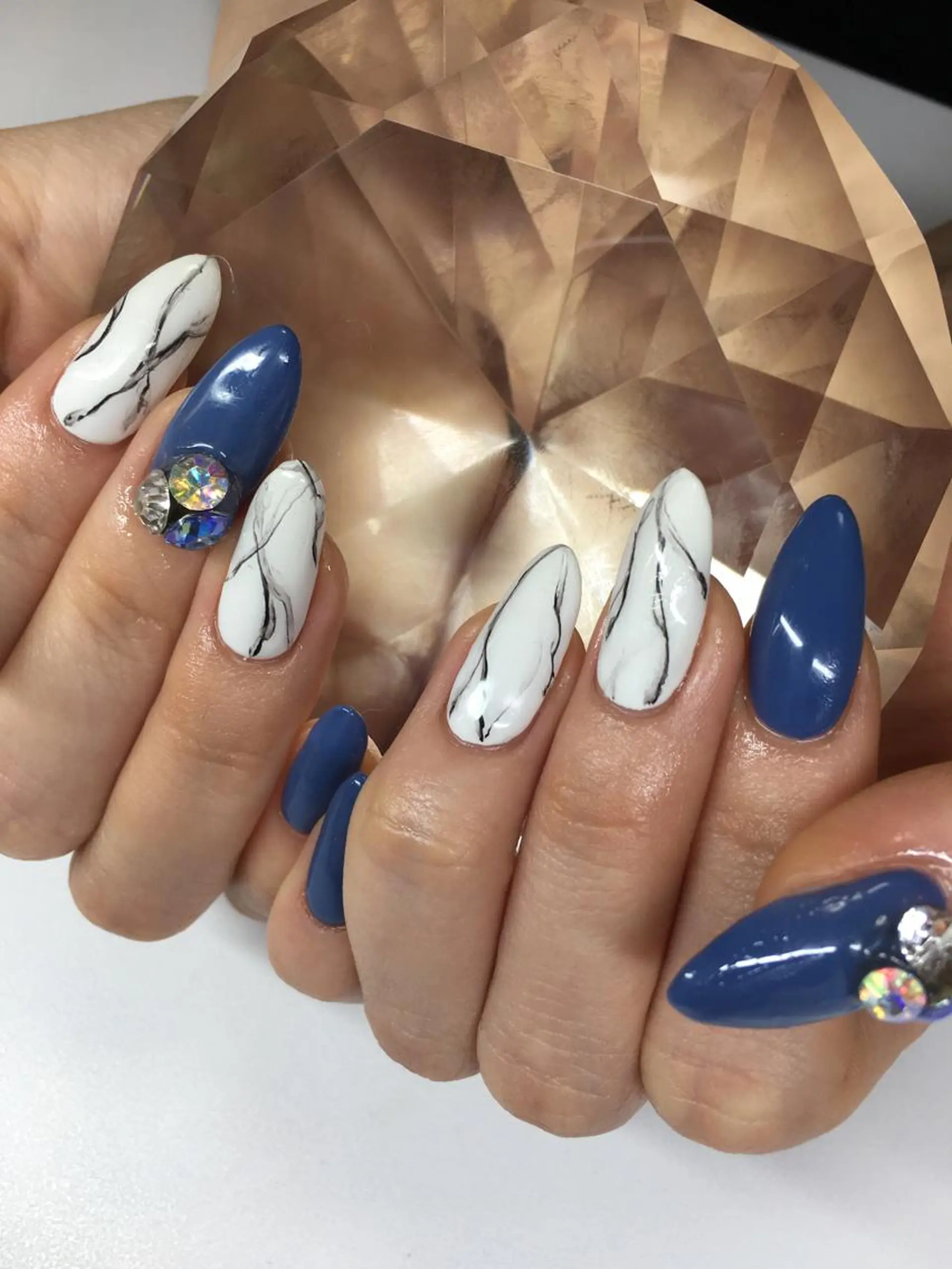 ネイル ハンドネイル glow_ nailのネイルデザイン