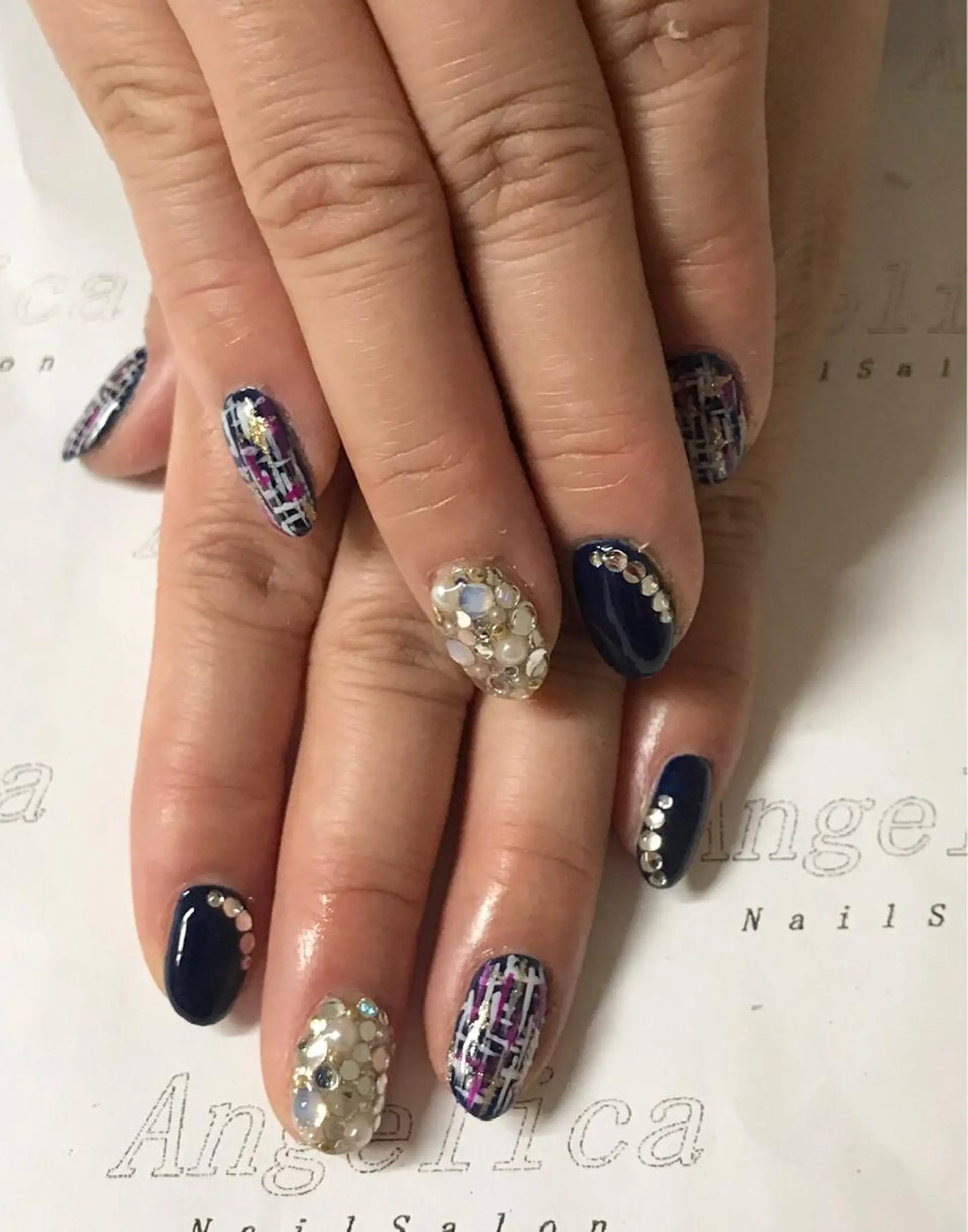 ネイル ハンドネイル Angelica ネイリストのネイルデザイン