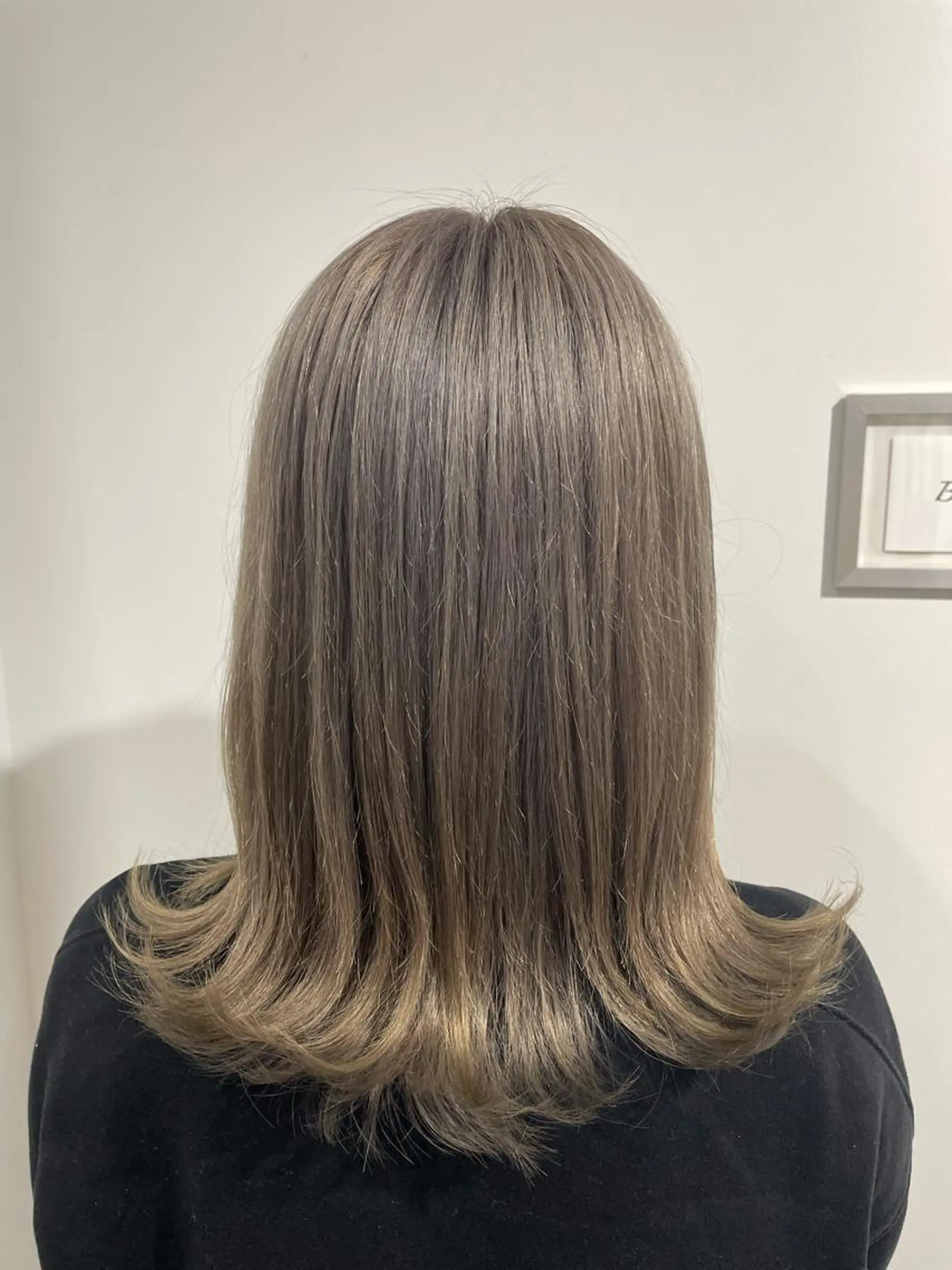 ミディアム カラー ヘアカラー トリートメント あずま みゆのヘアスタイル