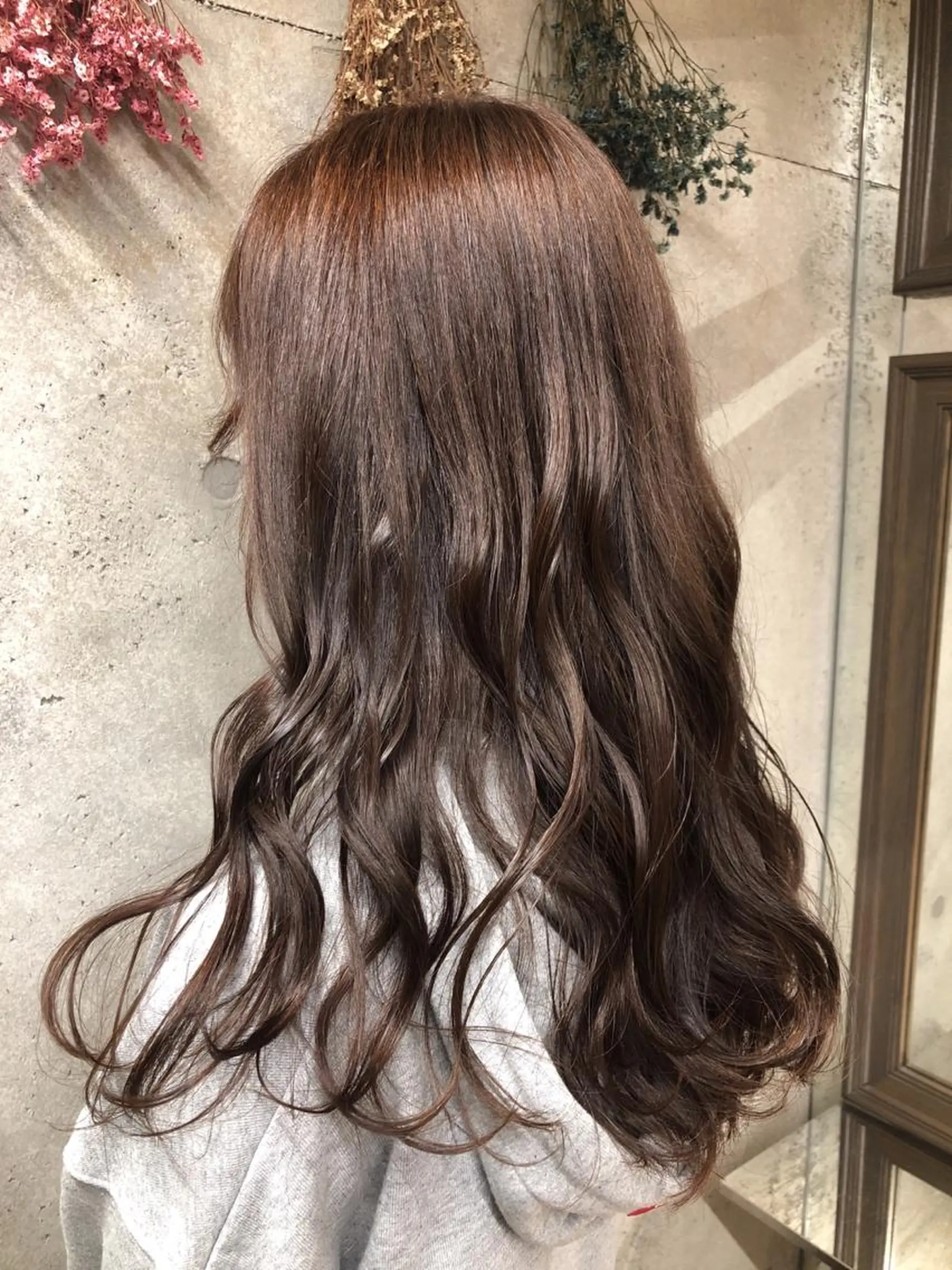 ロング カラー ブラウンカラー wakana 【ブリーチカラー】のヘアスタイル