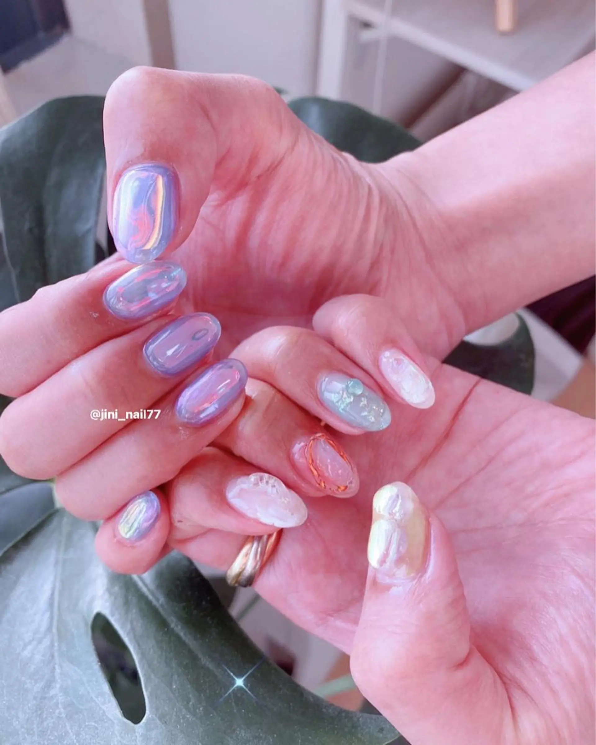 ネイル JINI NAIL所属・ジニ ネイルのネイルデザイン