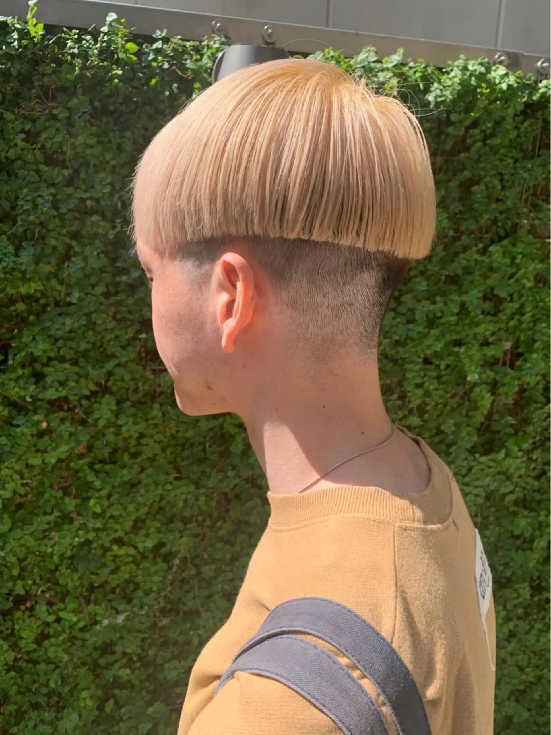 ショート カラー メンズ メンズブリーチ ブリーチ ブロンド ヘアカラー LITTLE _KATOのヘアスタイル