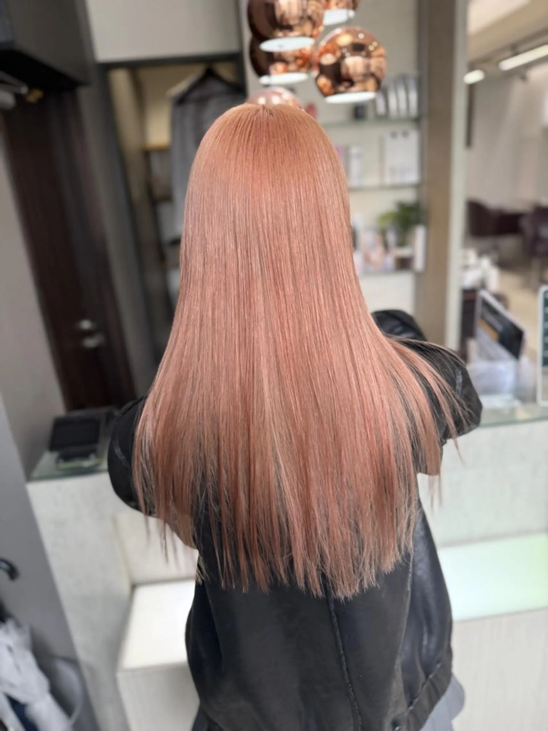 セミロング カラー カット ヘアカラー トリートメント 天神大名/淡色カラー かずゆき/ハイトーンのヘアスタイル