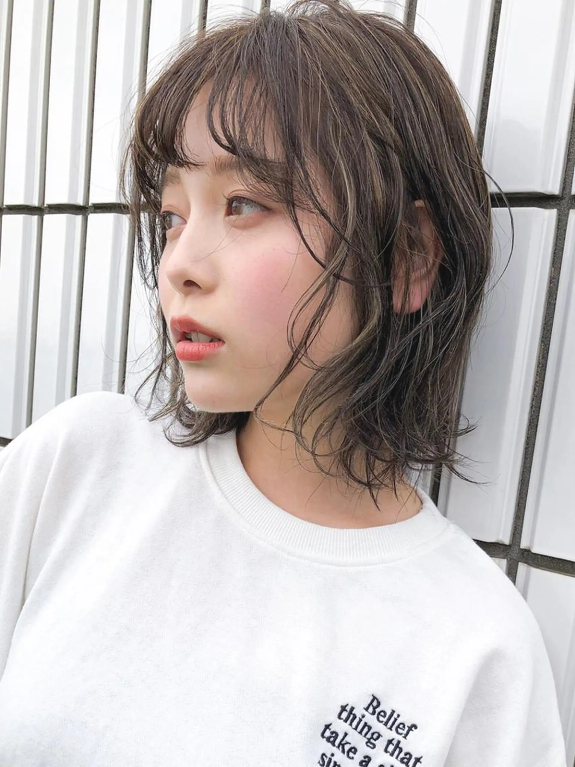 ミディアム カラー 戸村 世奈のヘアスタイル