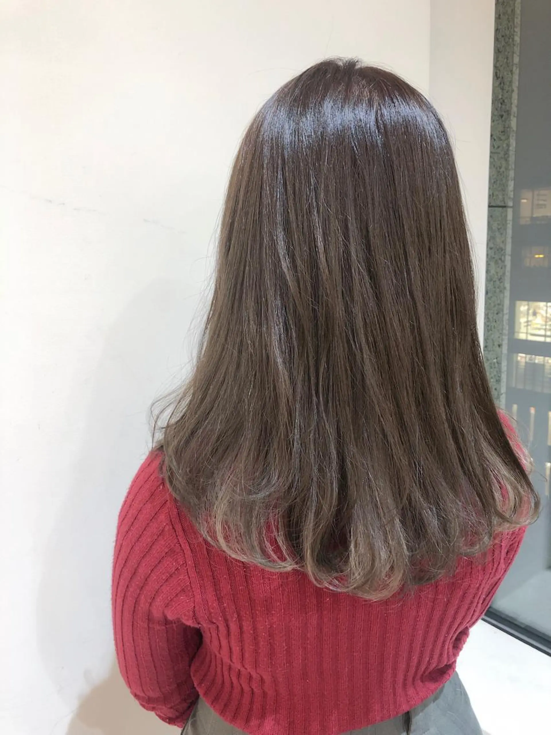 セミロング 似合わせ艶髪カラー ❤️ハダユミのヘアスタイル