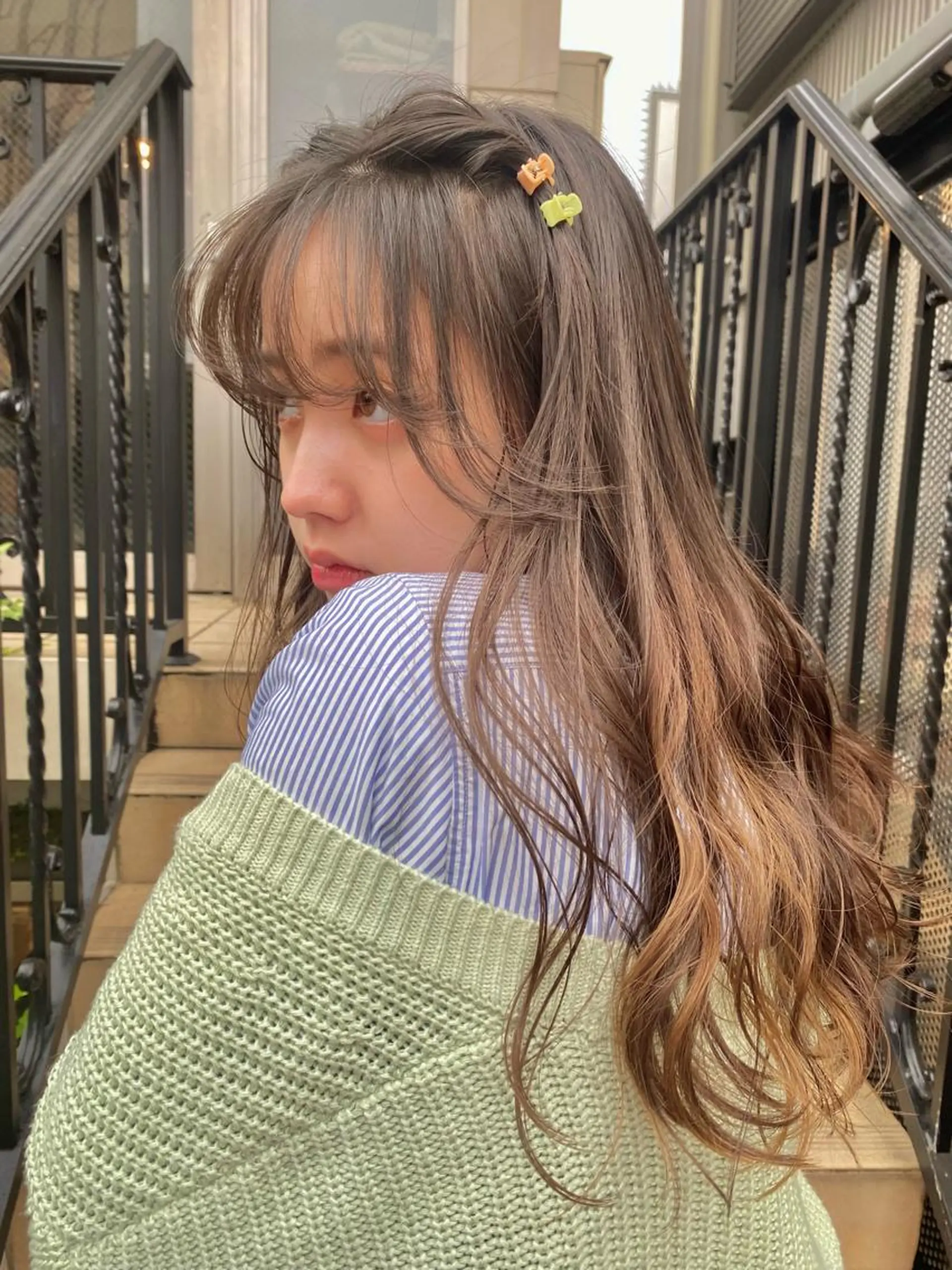 ロング カラー ヘアアレンジ ブリーチ 透明感カラー ブリーチなしカラー カット ヘアカラー 顔周りカット/透明感 カラー/rioのヘアスタイル