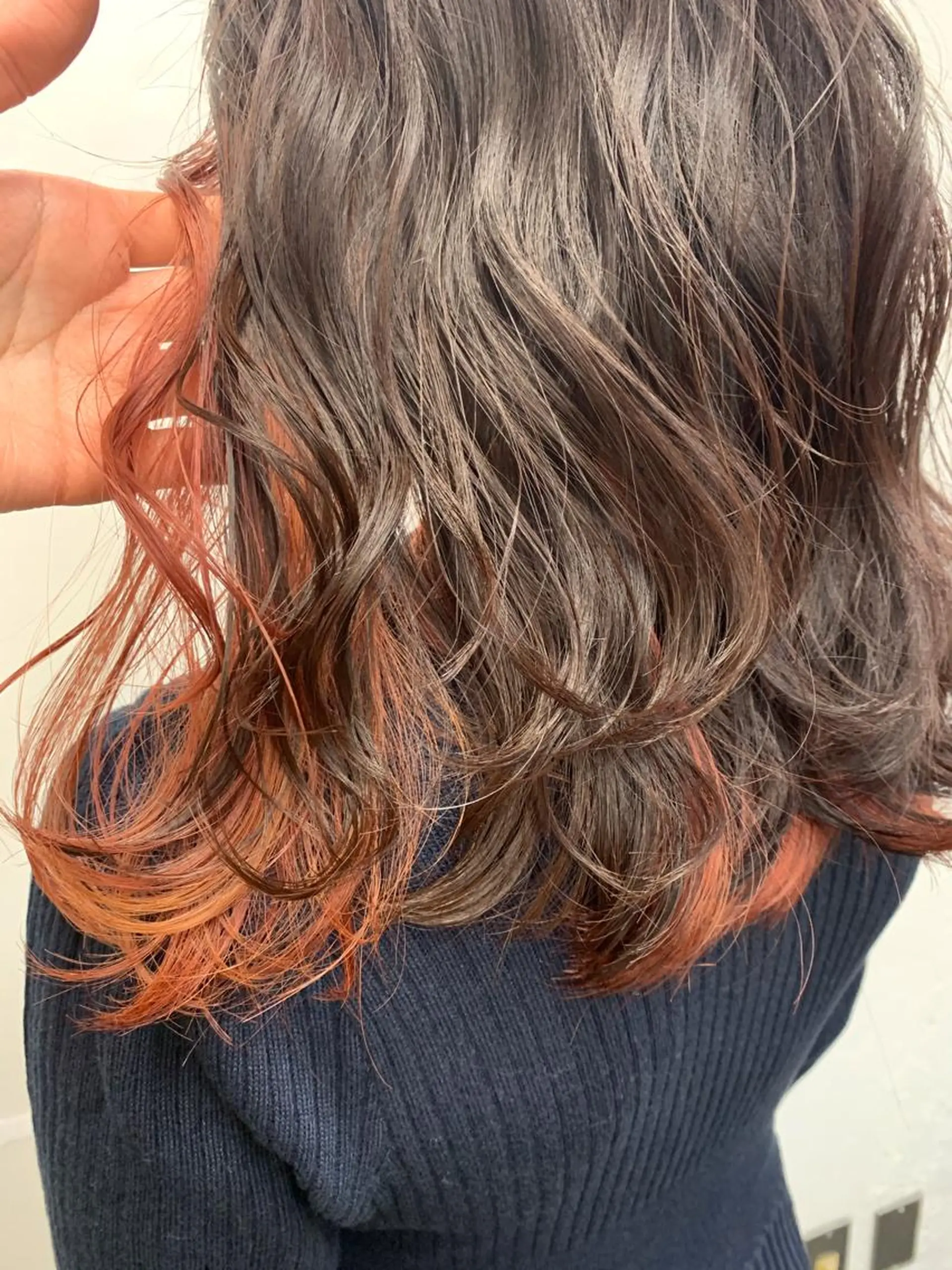 ミディアム カラー ブリーチ ケアブリーチ ダブルカラー ハイライトカラー イルミナカラー 🔆学生に人気🔆 AEQUITASのヘアスタイル