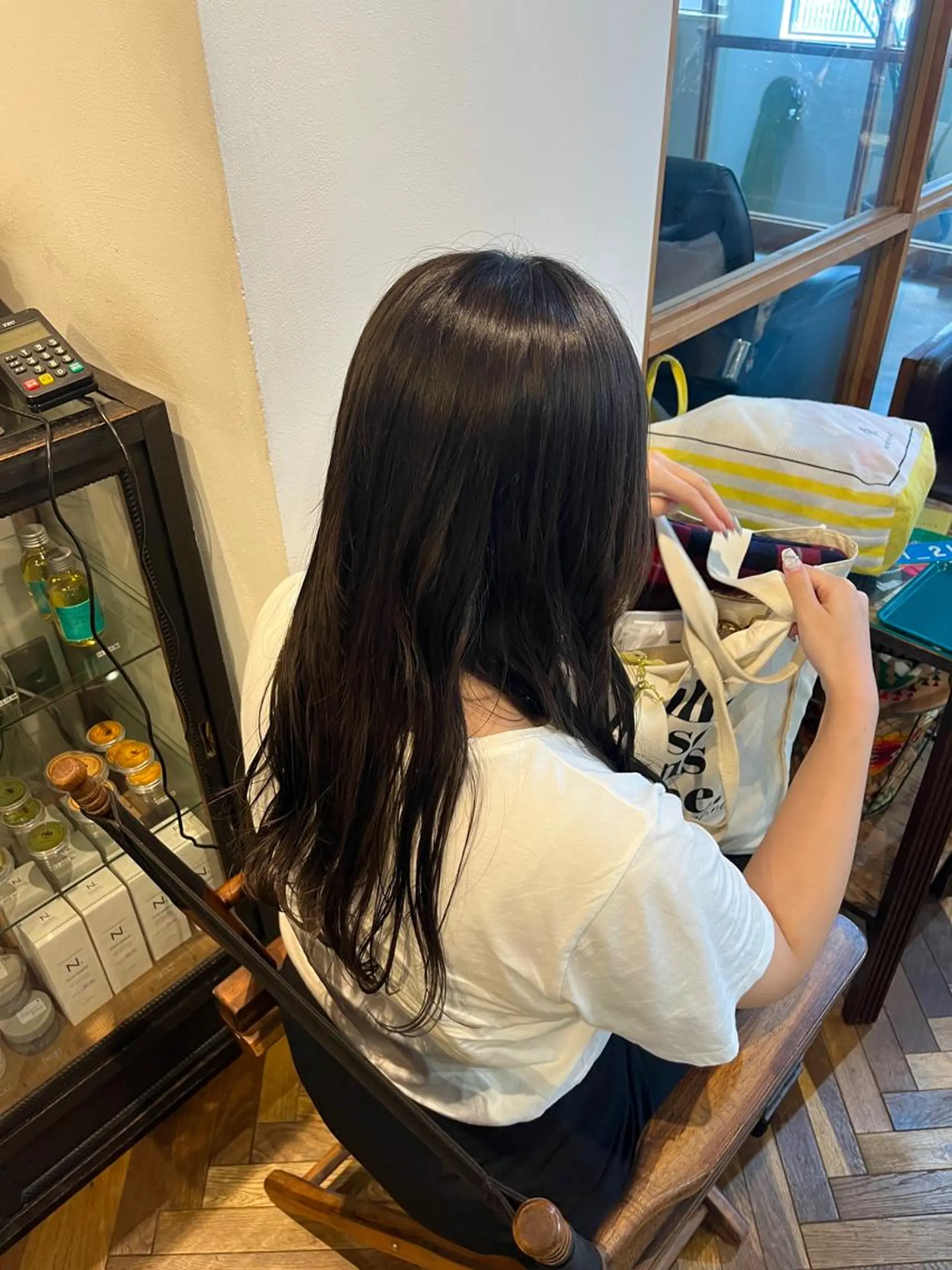 ロング カラー 透明感カラー HOMIE TOKYO所属・sora / 渋谷 / ハイトーンのヘアスタイル