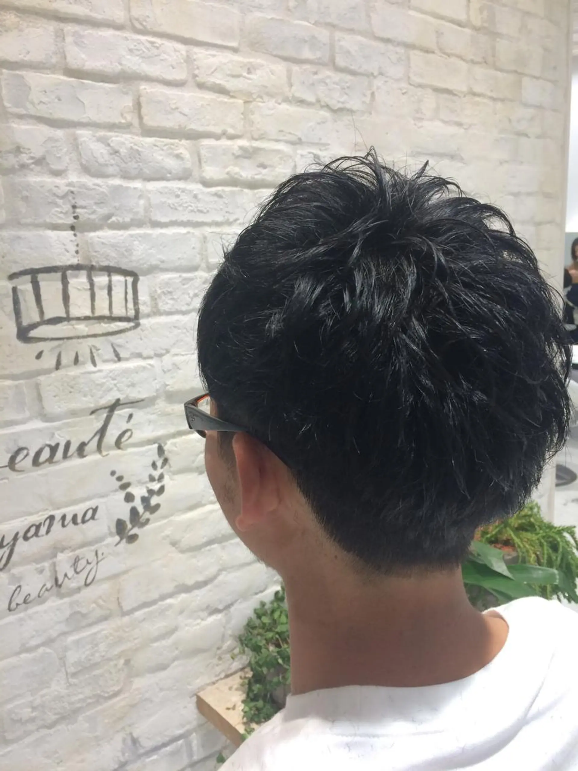 メンズ Kobayashi ハイライト/ショートのヘアスタイル