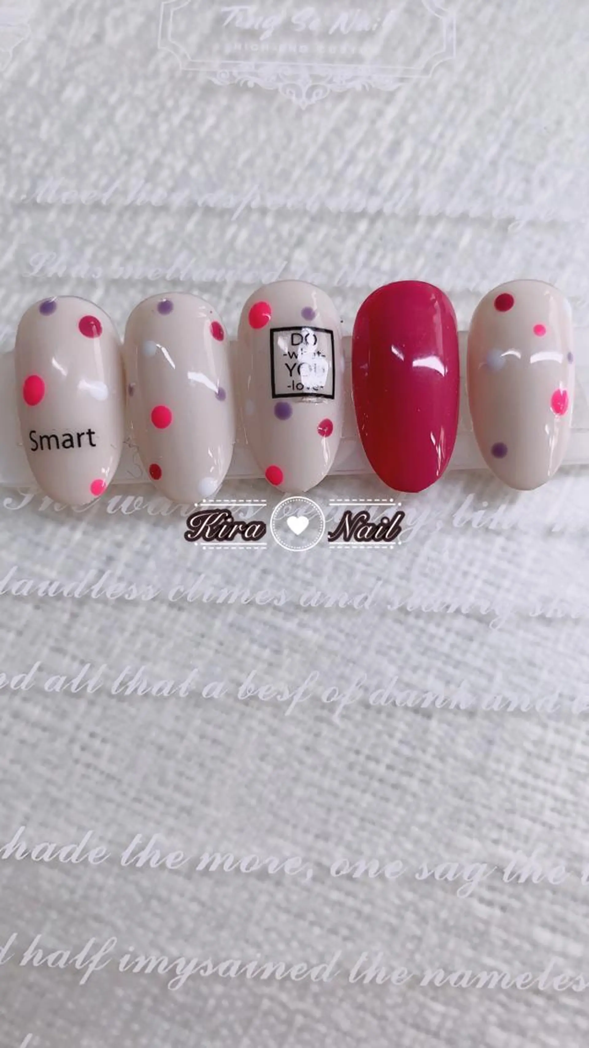 ネイル ドット ピンク シンプルネイル ハンドネイル ハンドケア Kira Nailのネイルデザイン