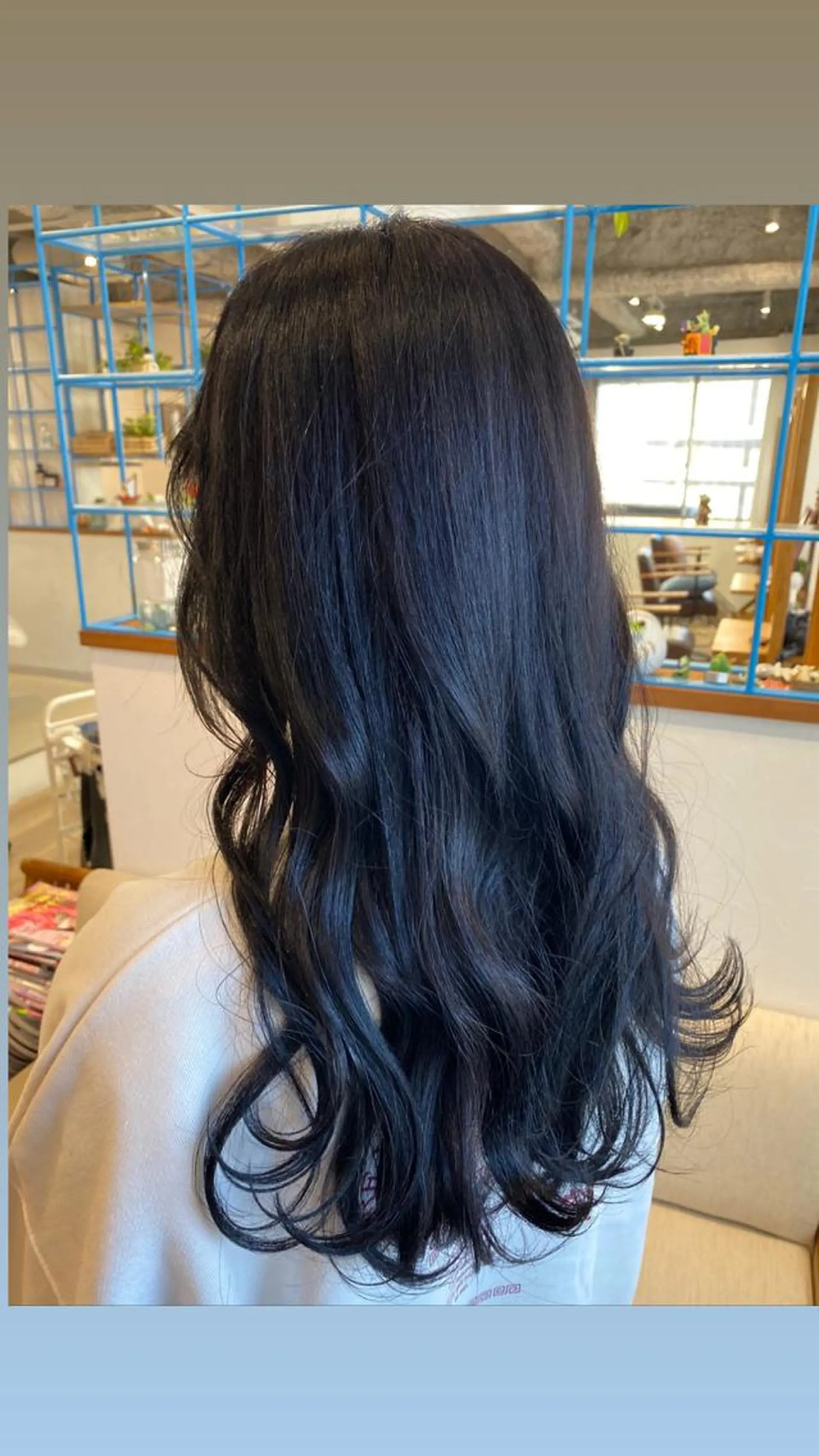 セミロング カラー Ate by little所属・青木 梢のヘアスタイル