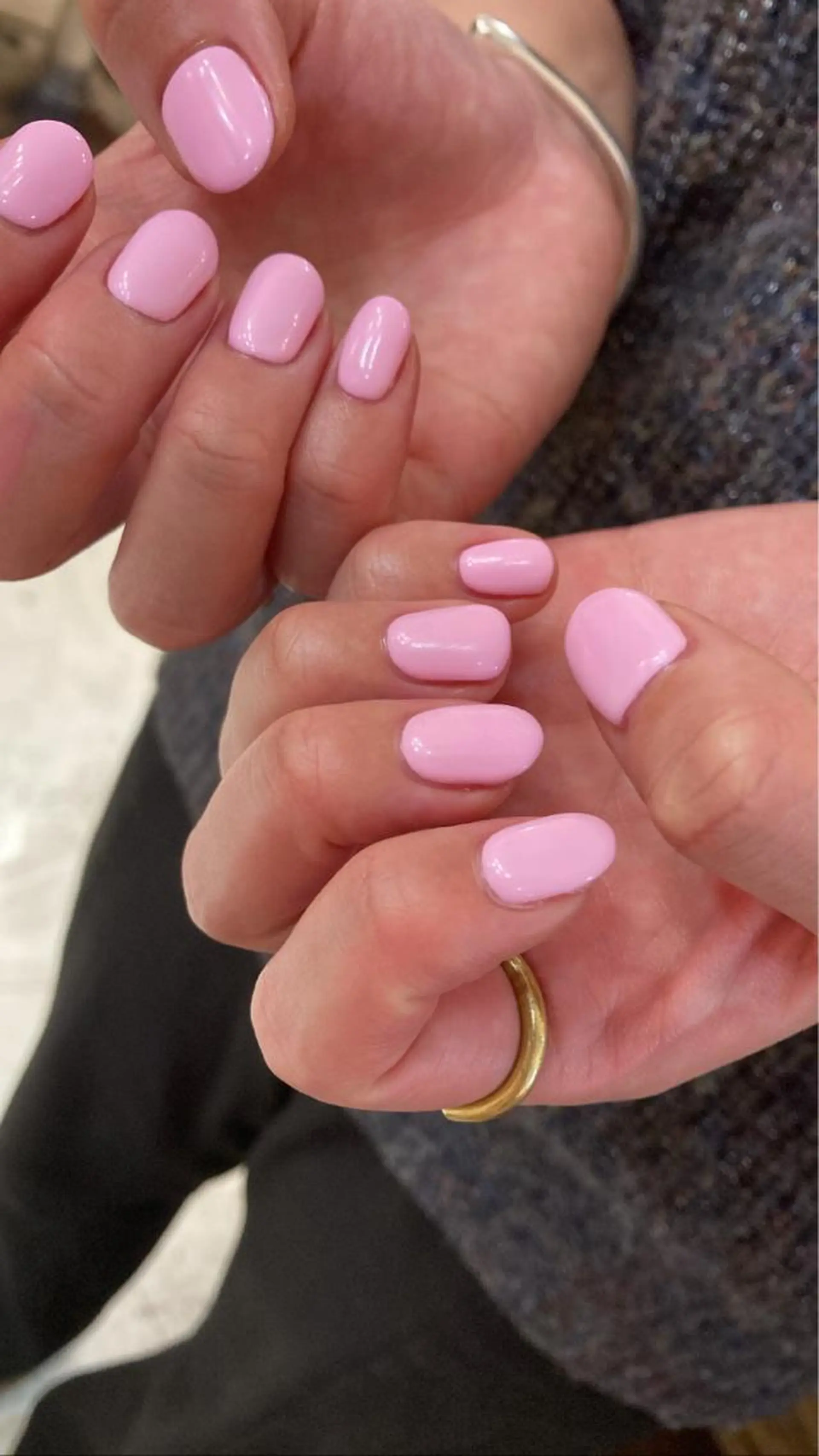 ネイル nailsalon　hue所属・小山 羽奈のネイルデザイン