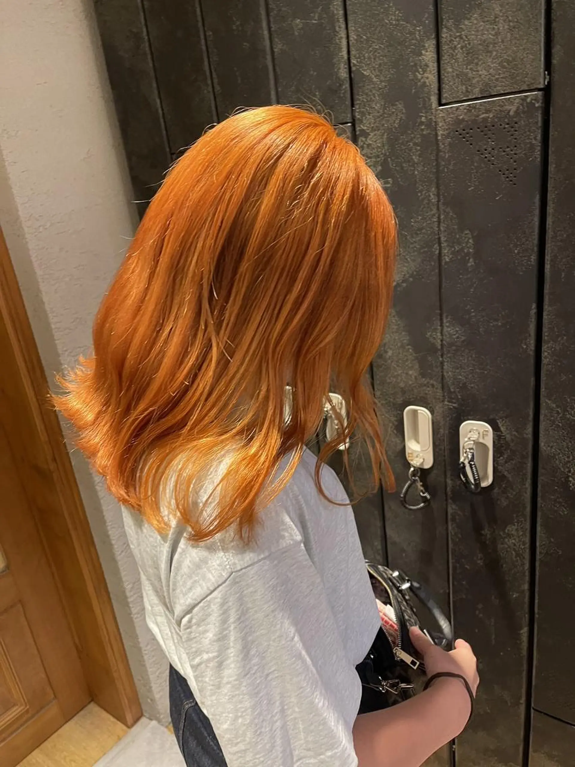 ミディアム カラー アティリー 西梅田のヘアスタイル