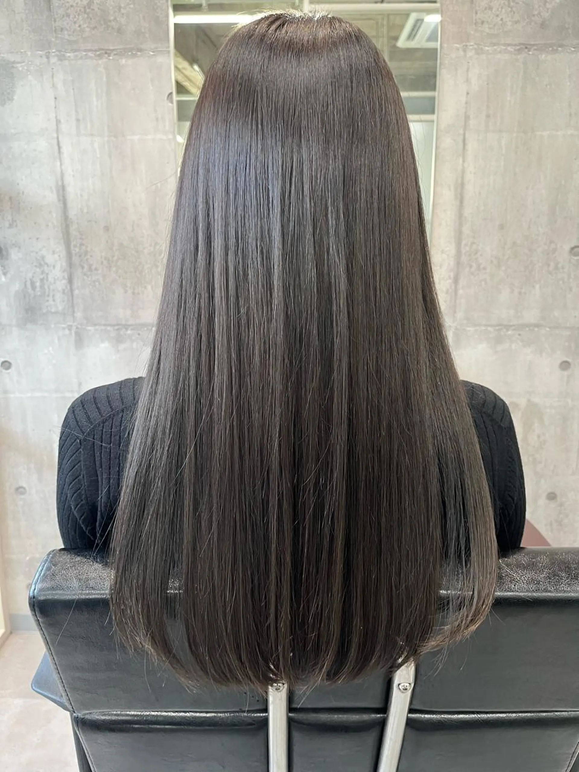 セミロング newi WASHIOのヘアスタイル