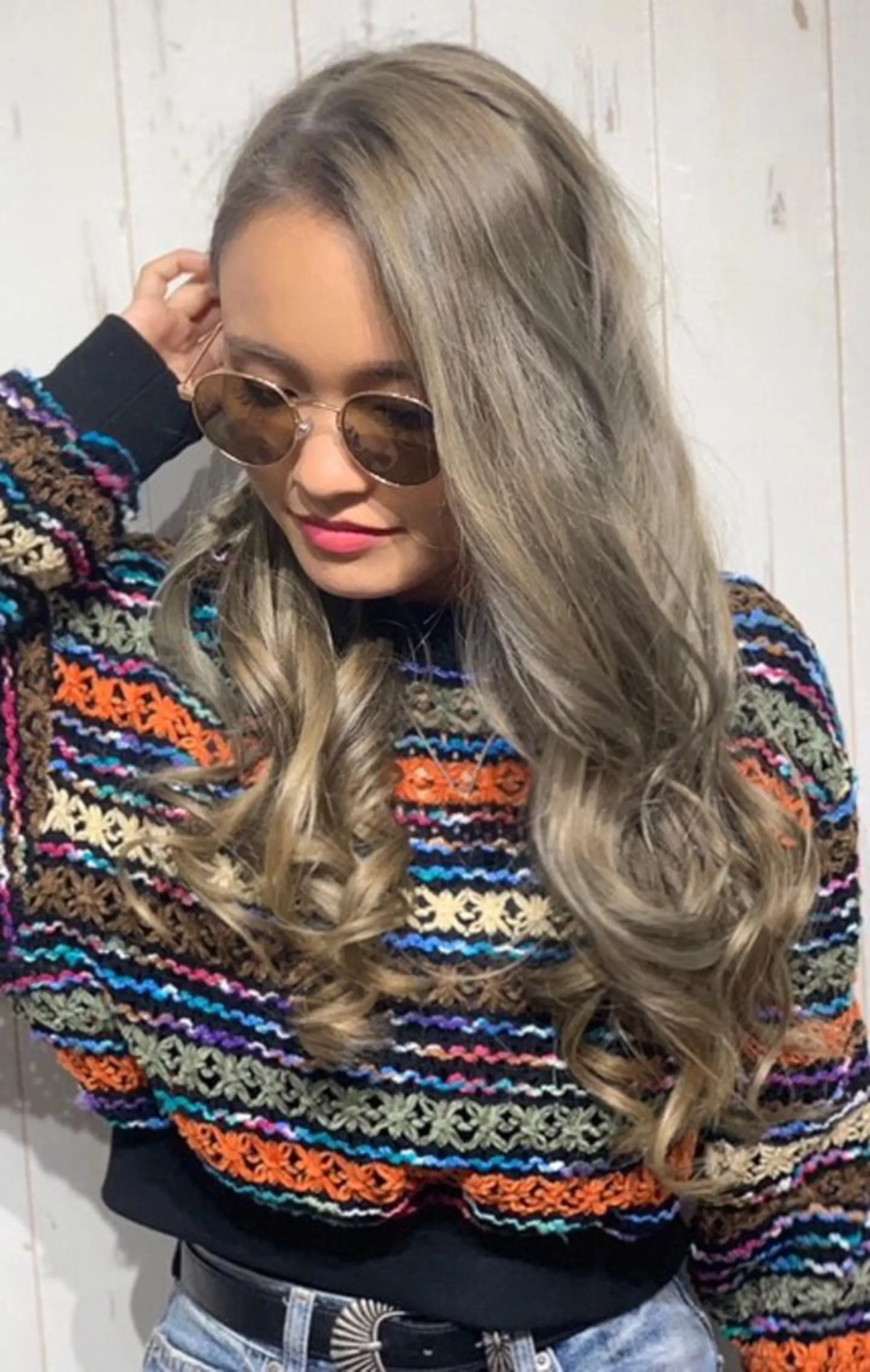 ロング カラー パーマ ヘアアレンジ Device ディバイスのヘアスタイル