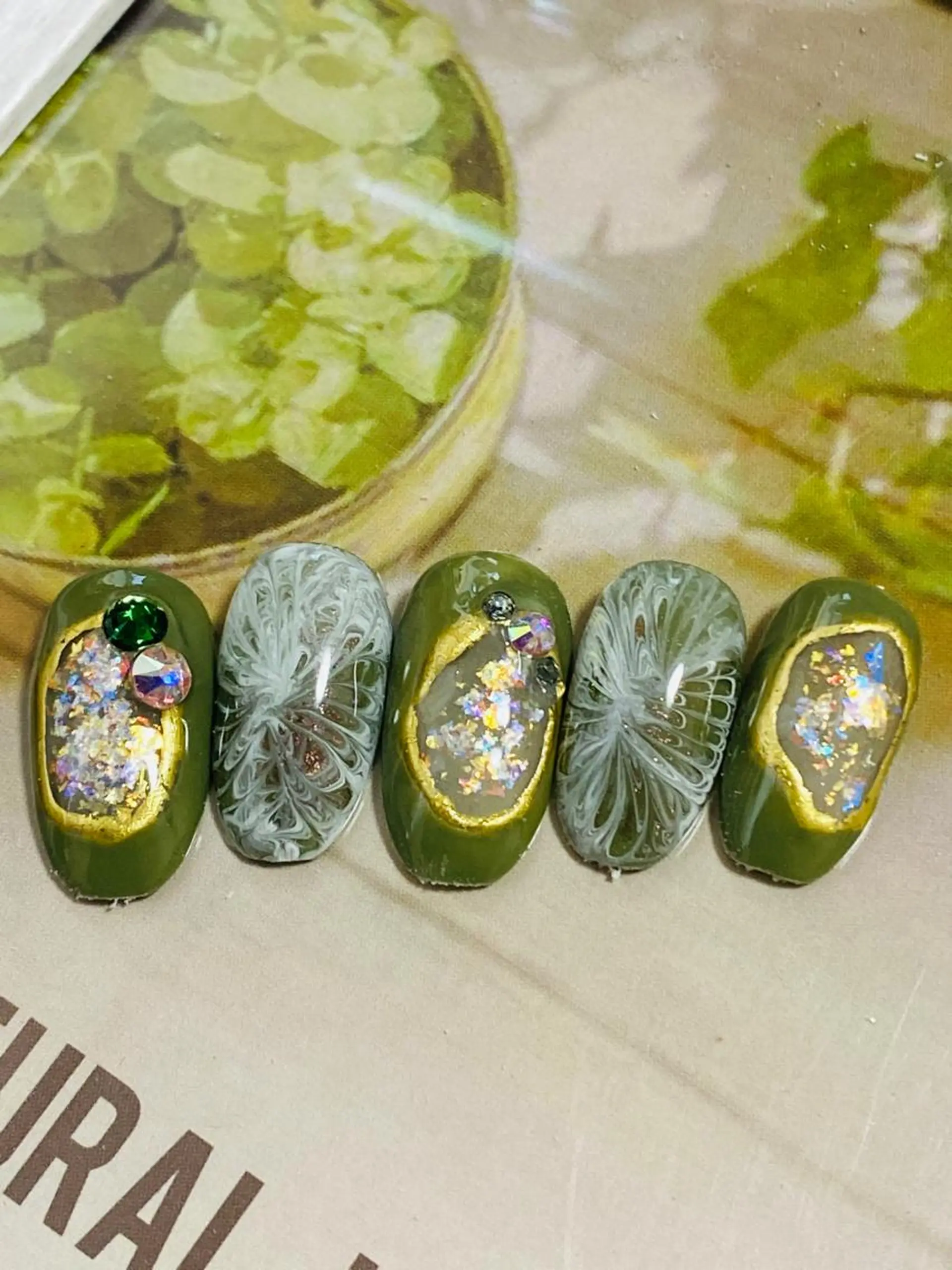 ネイル ピーコックネイル 自宅ネイルサロン ♦️nuance♦️のネイルデザイン