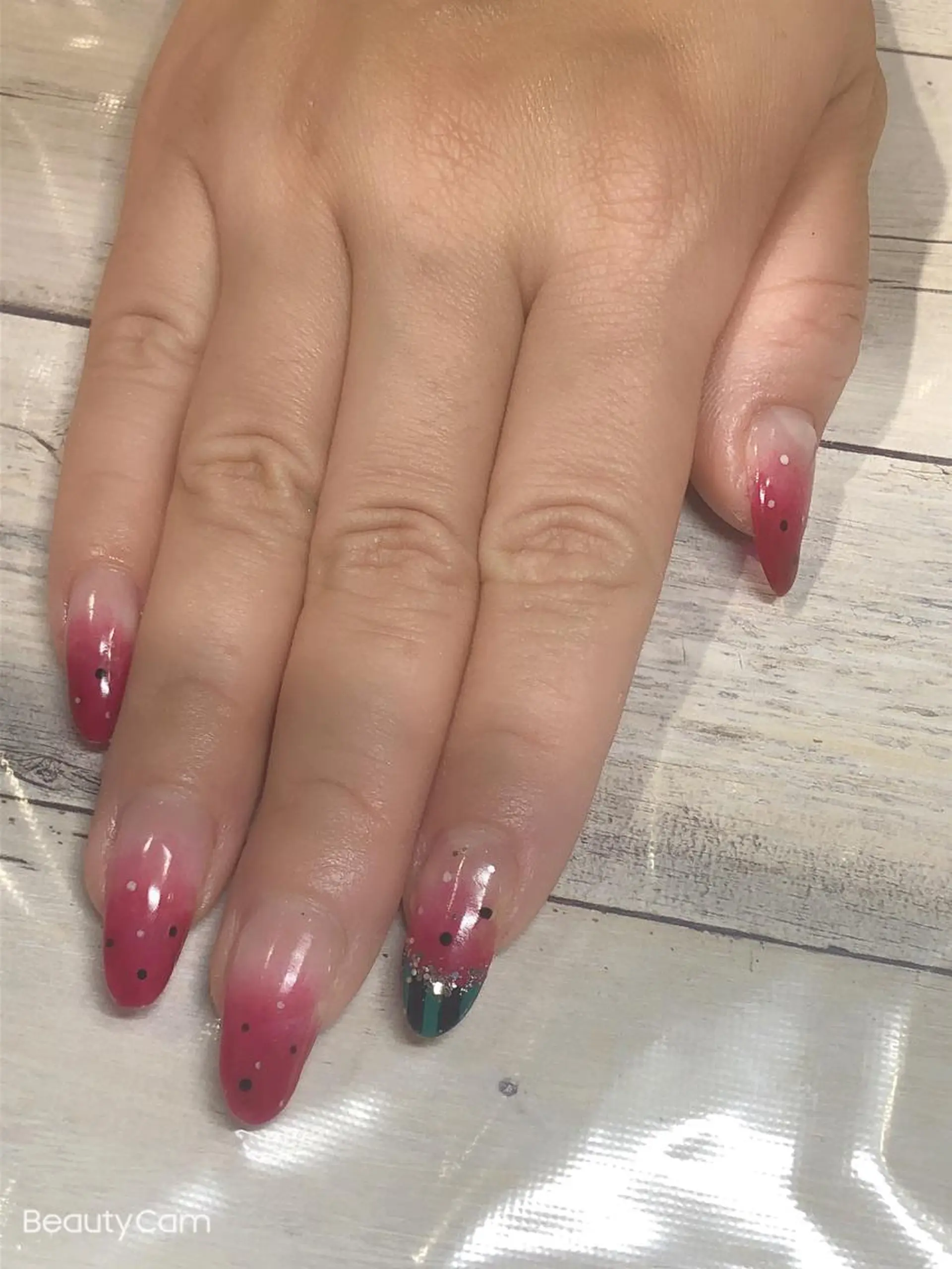 ネイル 💎Guarendo💎錦糸町店所属・✨アン ミユ✨のネイルデザイン