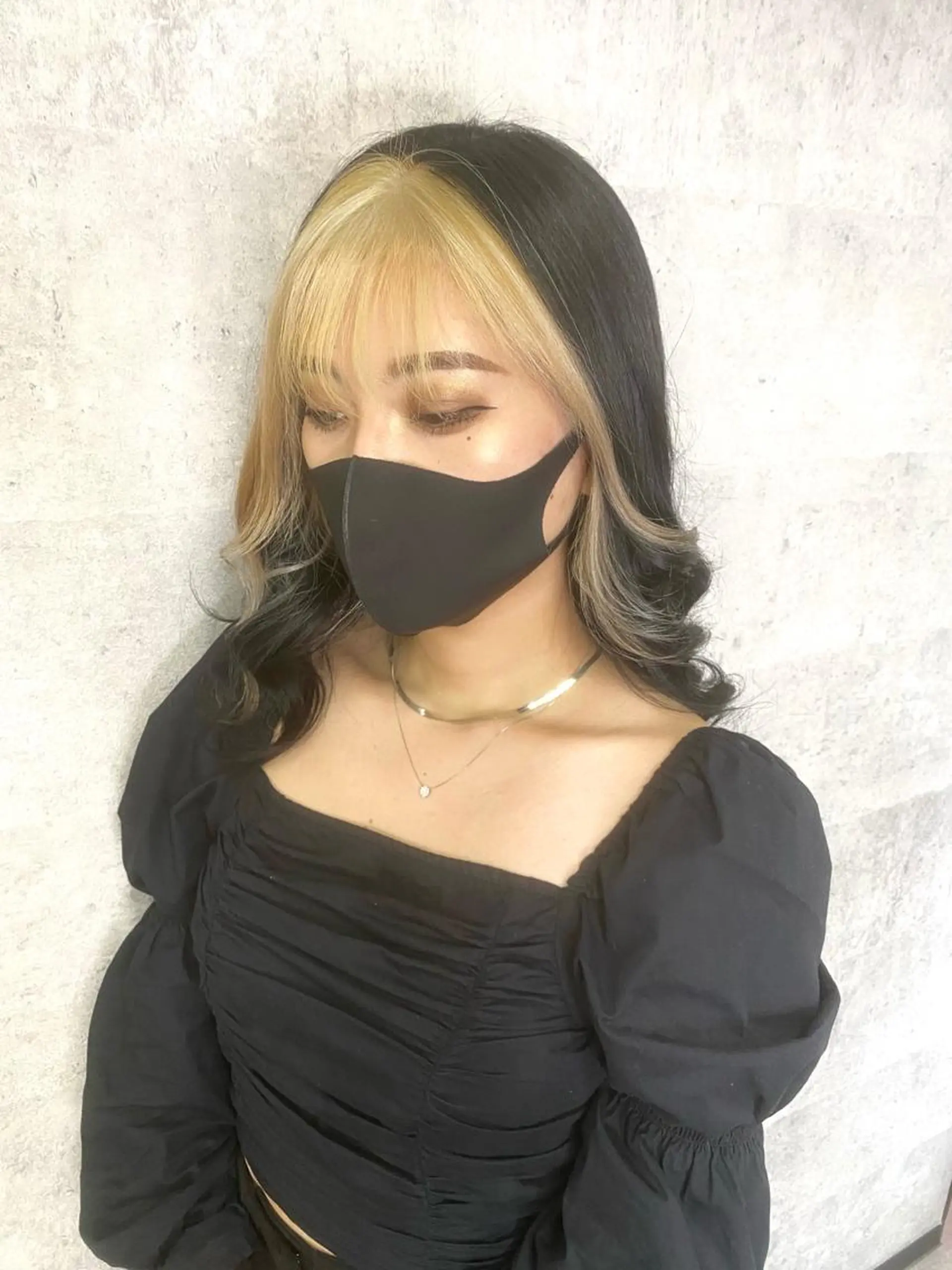 ロング カラー ヘアカラー シールエクステ特化 ハイトーン、NANAのヘアスタイル