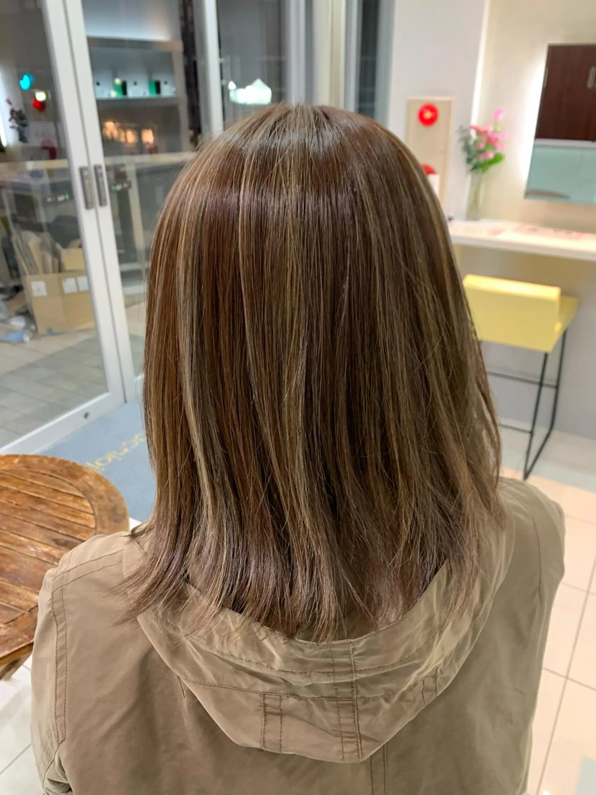 ミディアム カラー ハイライトカラー ハイライト 🫧髪質改善・美髪 艶髪🫧ニタ シンゴのヘアスタイル