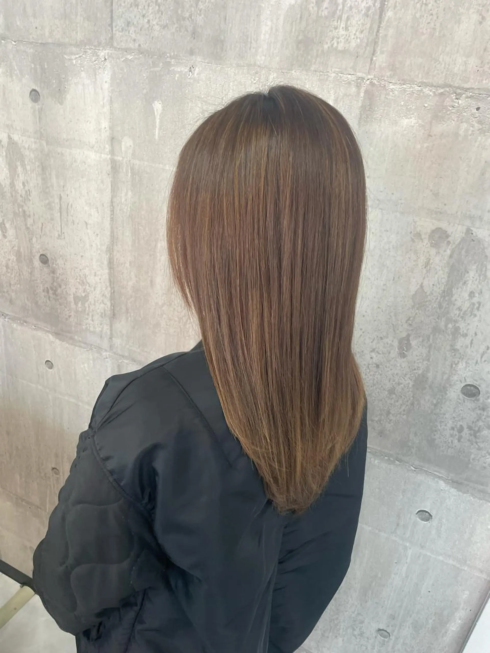 ミディアム レイヤーカット ローレイヤー 縮毛矯正 _WHITE浜松店 もえかのヘアスタイル