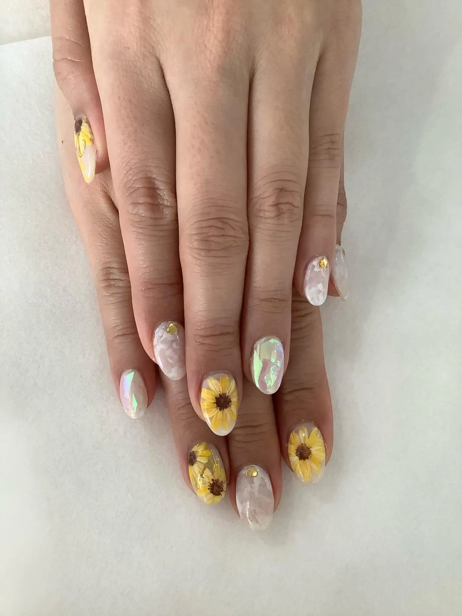 ネイル ハンドネイル 💎🐰 saki. m 🐰💎のネイルデザイン