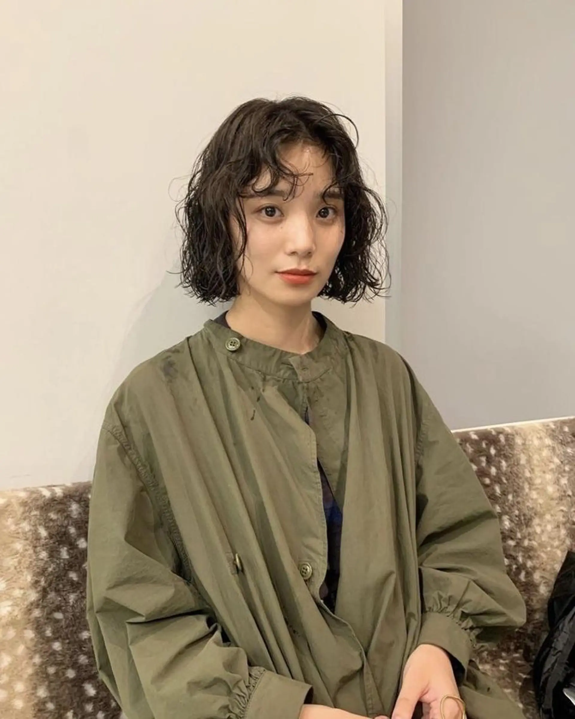 ミディアム パーマ ミディアムパーマ 🪽艶感× hair ｜kazaneのヘアスタイル