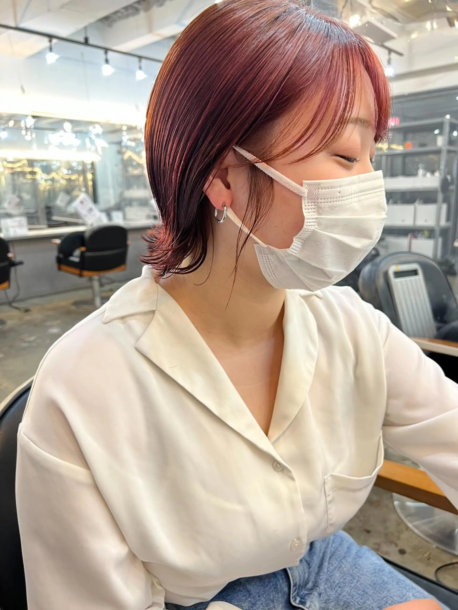 ミディアム カラー ボブ 外ハネヘア レイヤーカット/ 火ノ見🪡のヘアスタイル