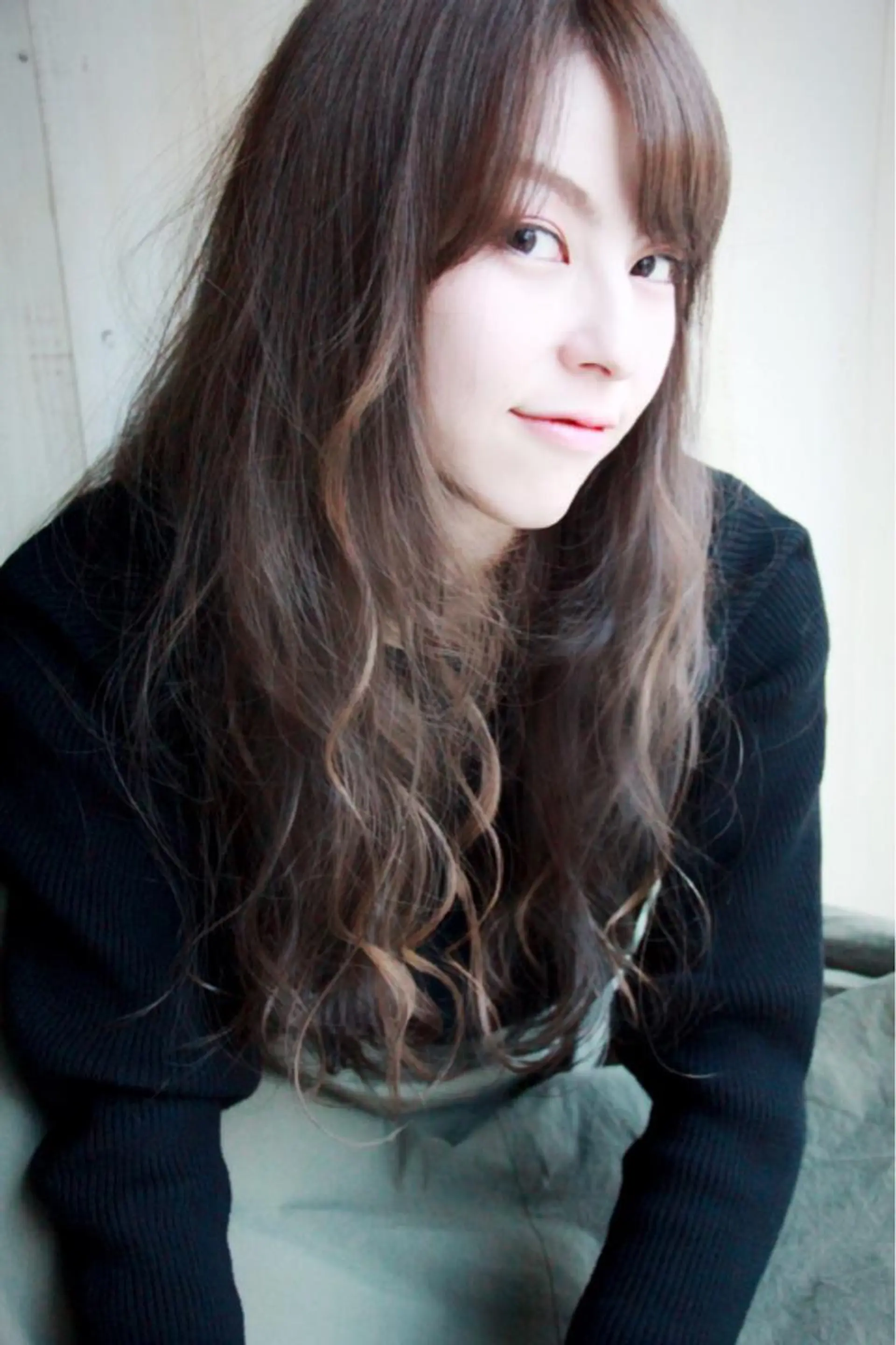 ロング カラー ハイライトカラー イルミナカラー ハイライト トリートメント hair  design  ALBERO所属・日高 香織のヘアスタイル