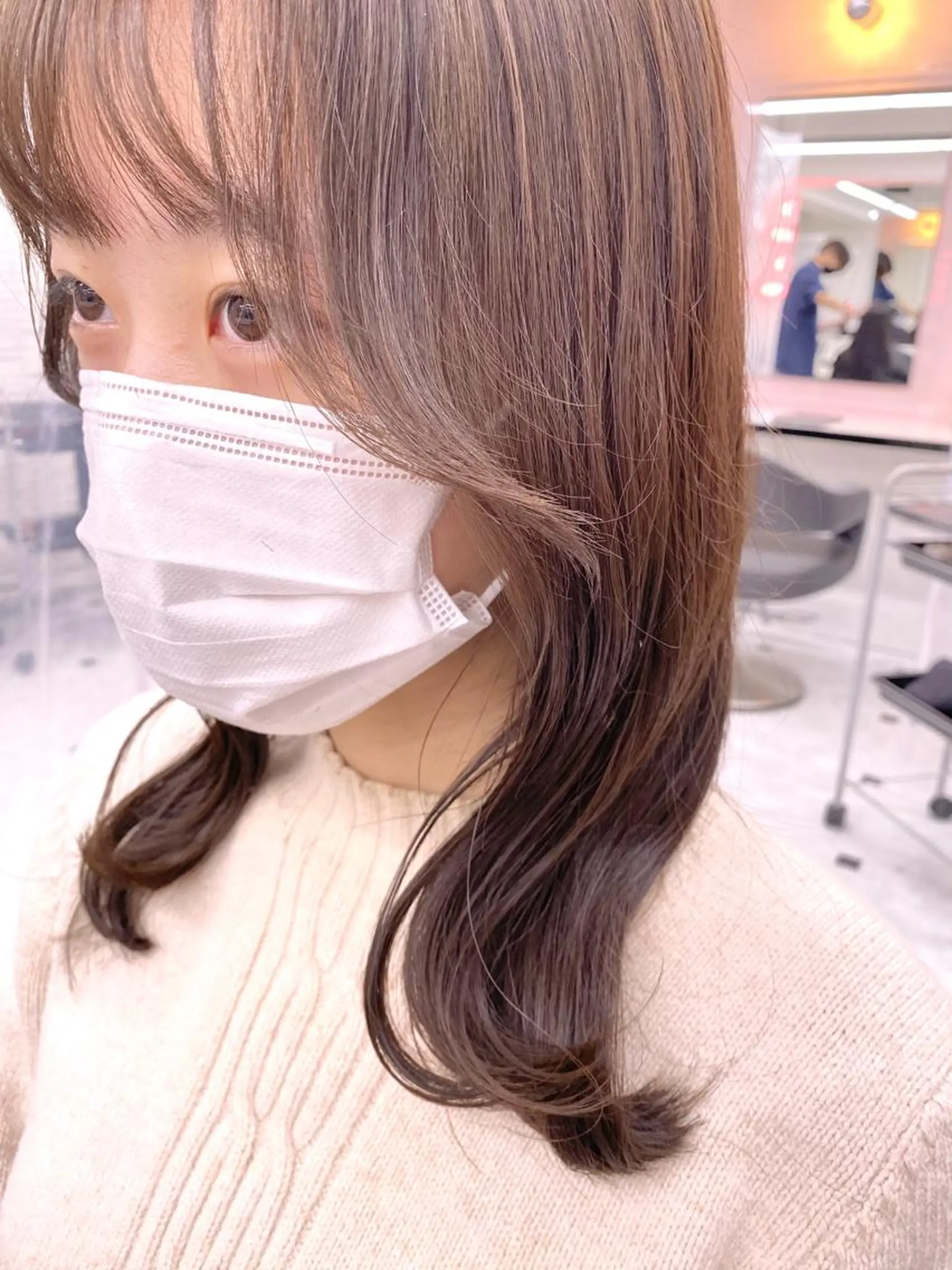セミロング カラー ヘアアレンジ 顔周りカット ダブルカラー 韓国ヘアKYONのヘアスタイル